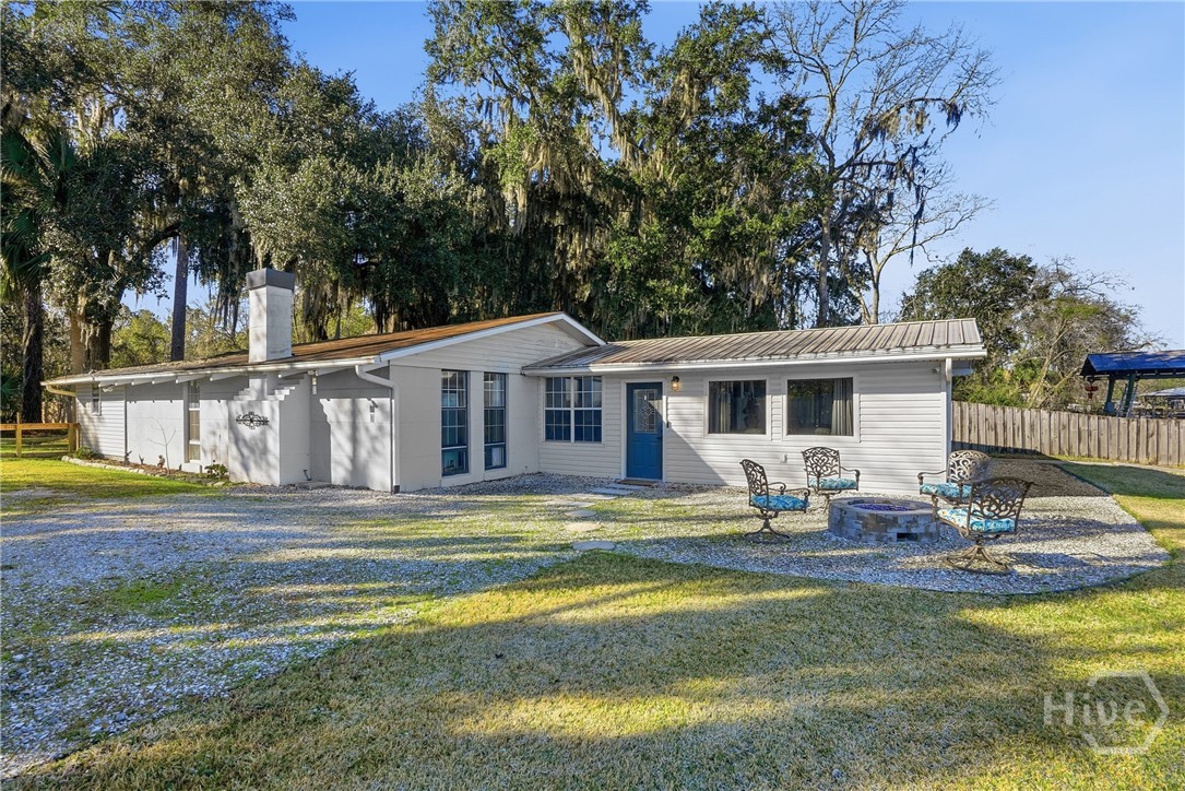 3rd image of 243 E 1St St, Midway, GA 31320 | MLS# SA347284