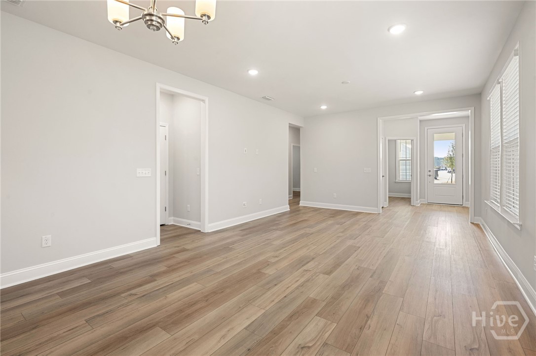 Pictures, photographs, colors, features, and sizes are for illustration purposes only and will vary from the homes as built.