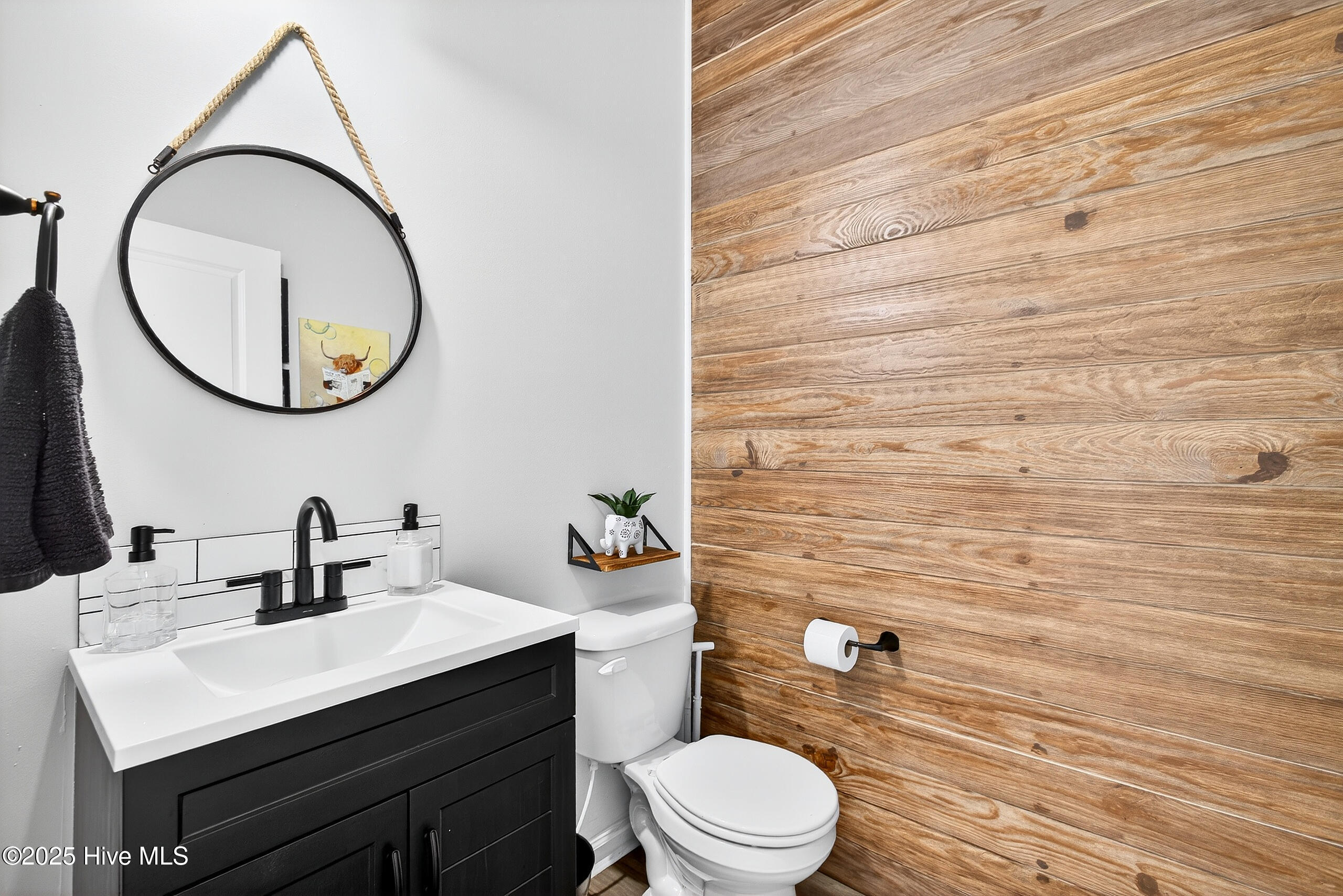 100539677 | Photo 15