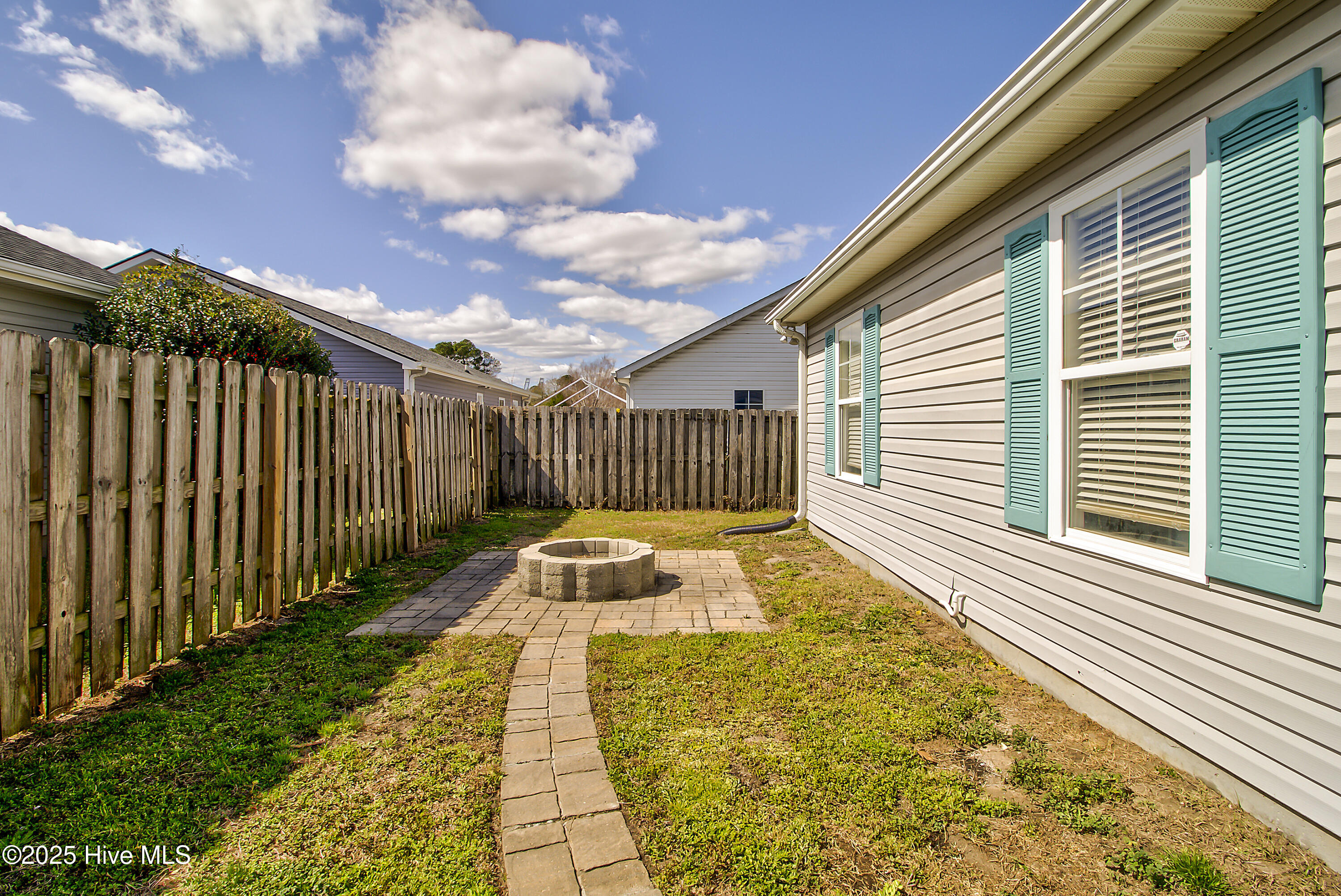 100554804 | Photo 27