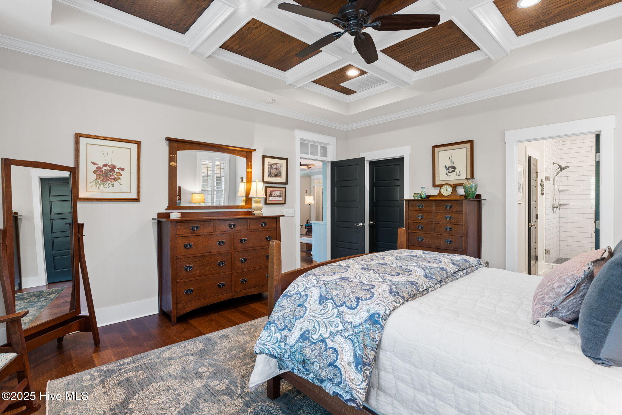 100539203 | Photo 28