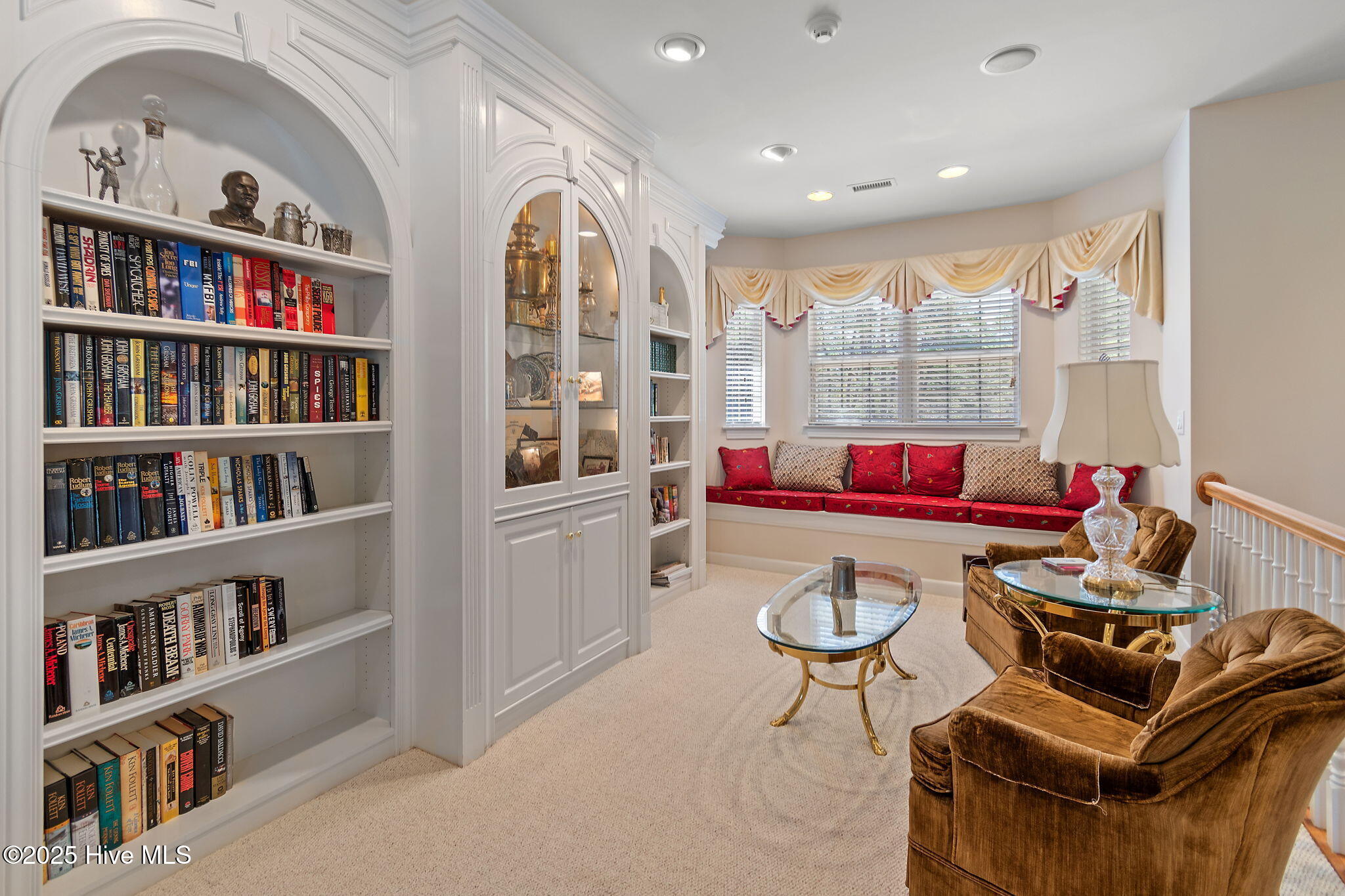 100498413 | Photo 48