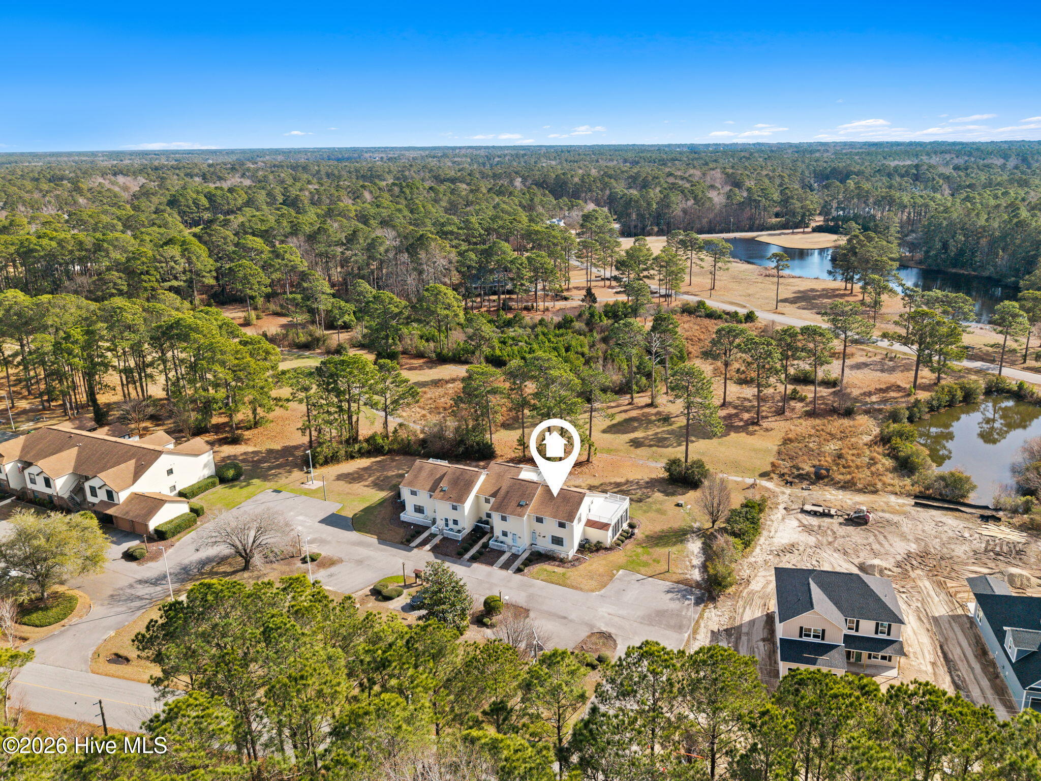 100549085 | Photo 38