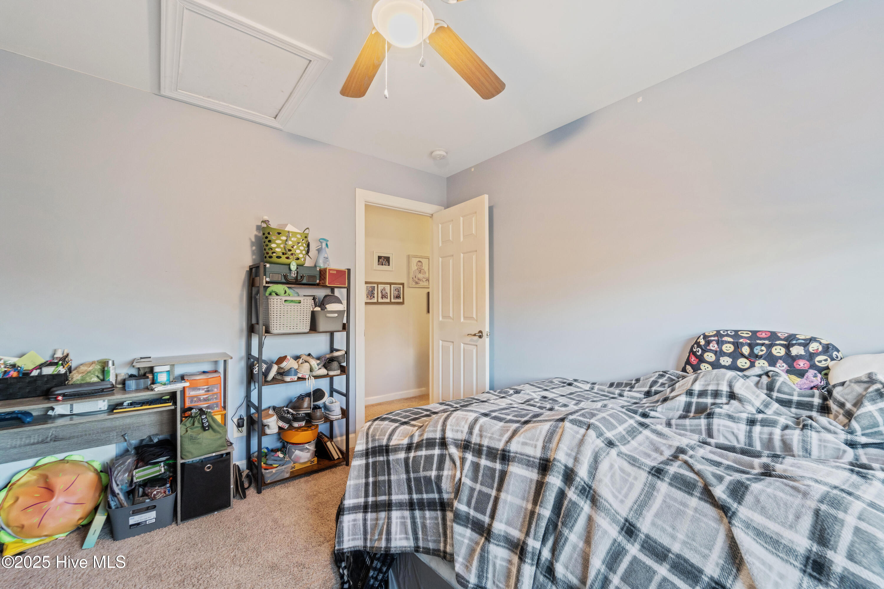 100546959 | Photo 35