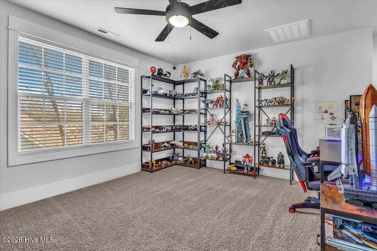 100551826 | Photo 47