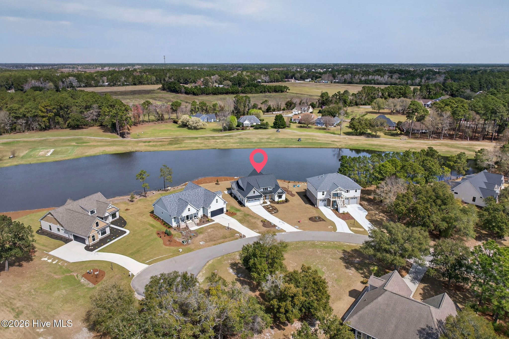 100542408 | Photo 47