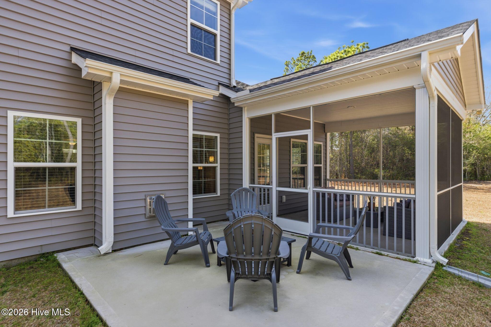 100558926 | Photo 48