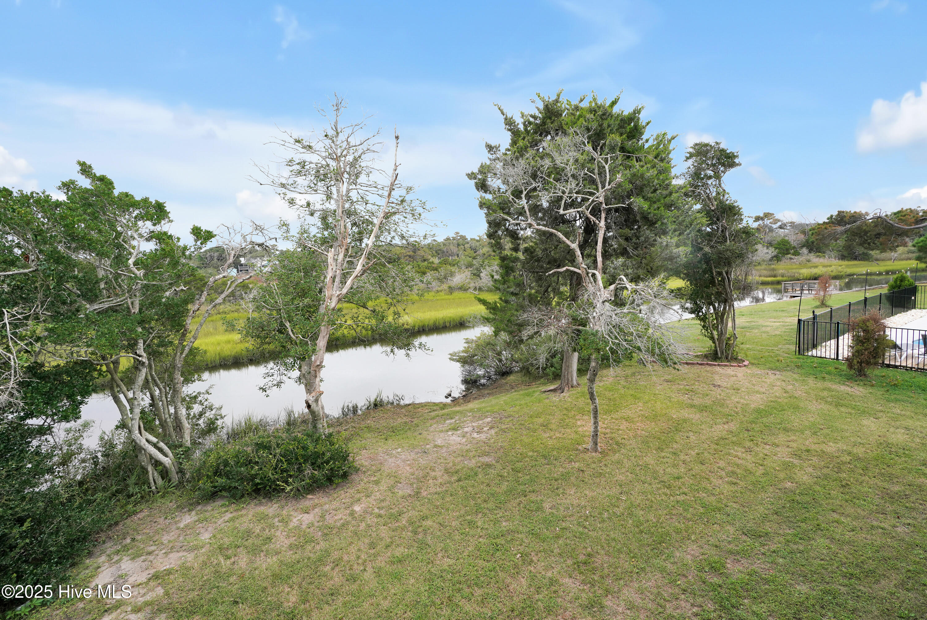 100530451 | Photo 27