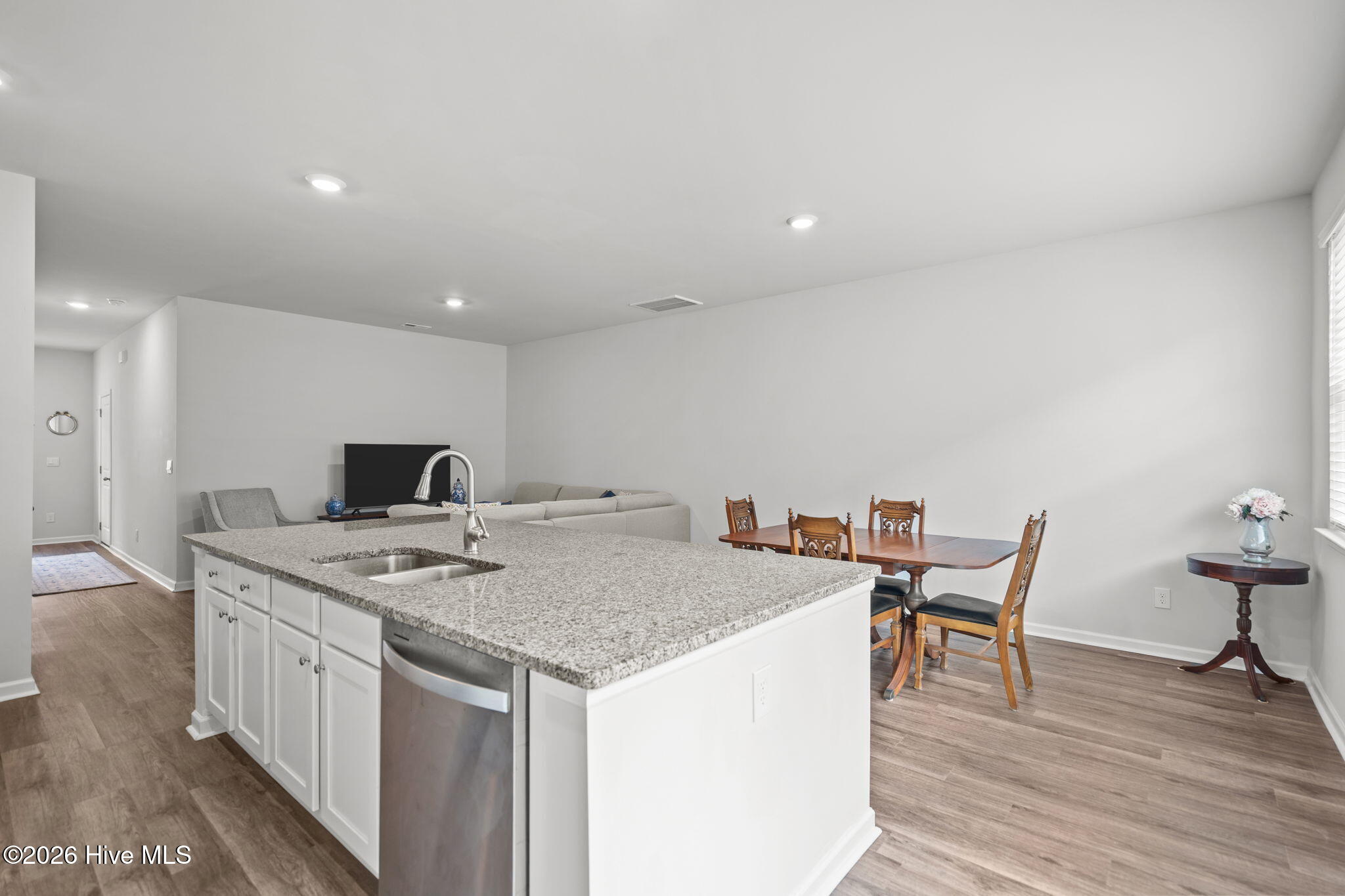 100555549 | Photo 18