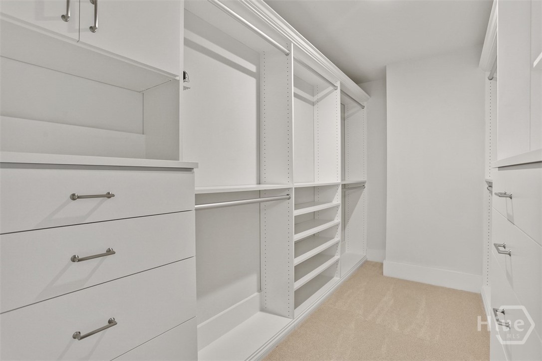 MASTER CLOSET