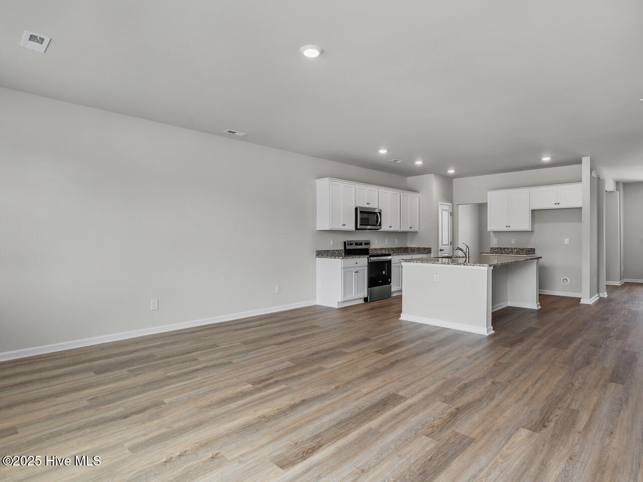 68 Legare Street Lot 176, Wilmington, NC 28411 – photo 15: Whalebone825LRDRHL33A6916CR2-014-030-128