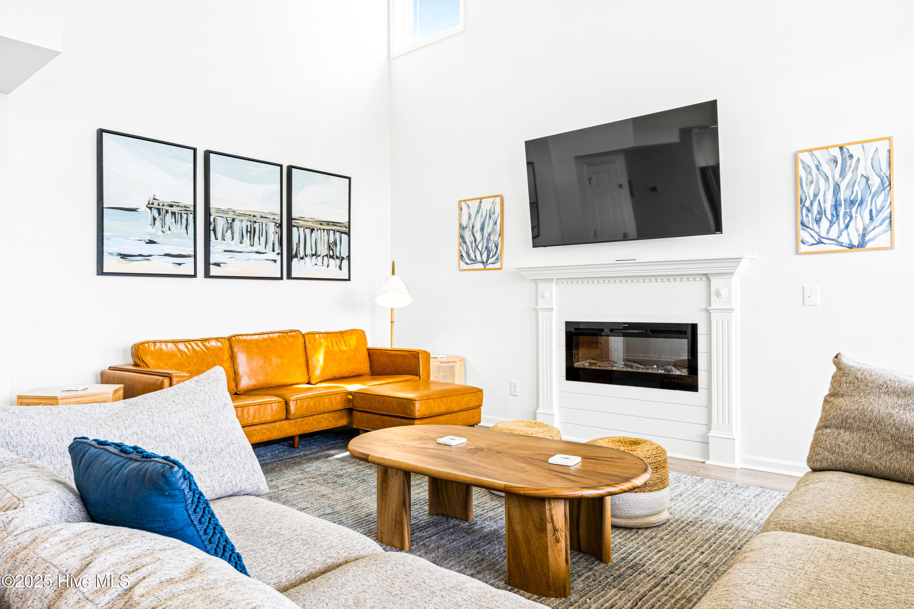 100510863 | Photo 16