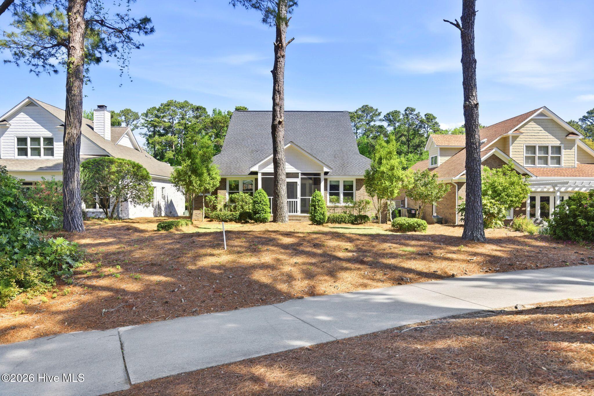 100567586 | Photo 42