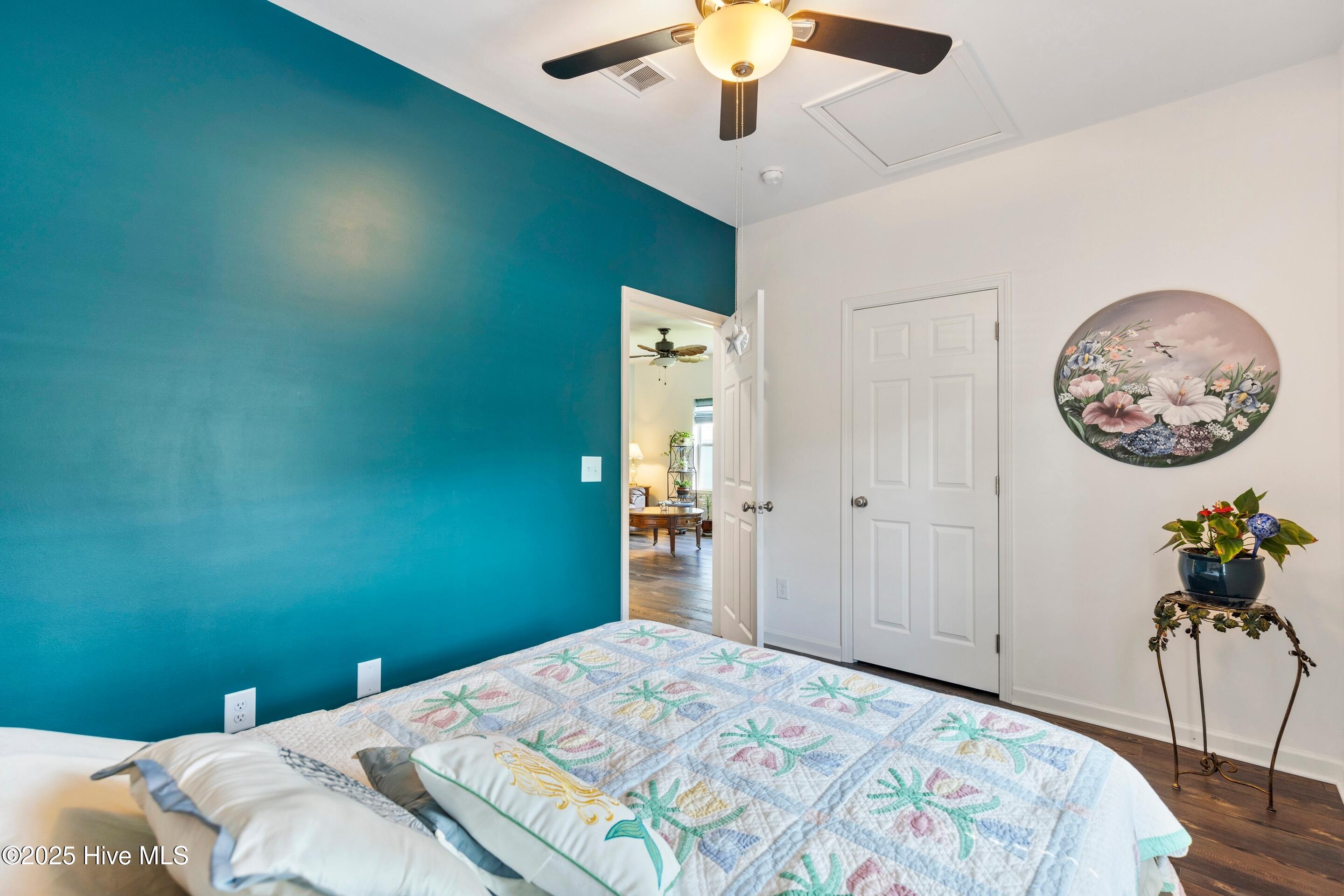 100531794 | Photo 29