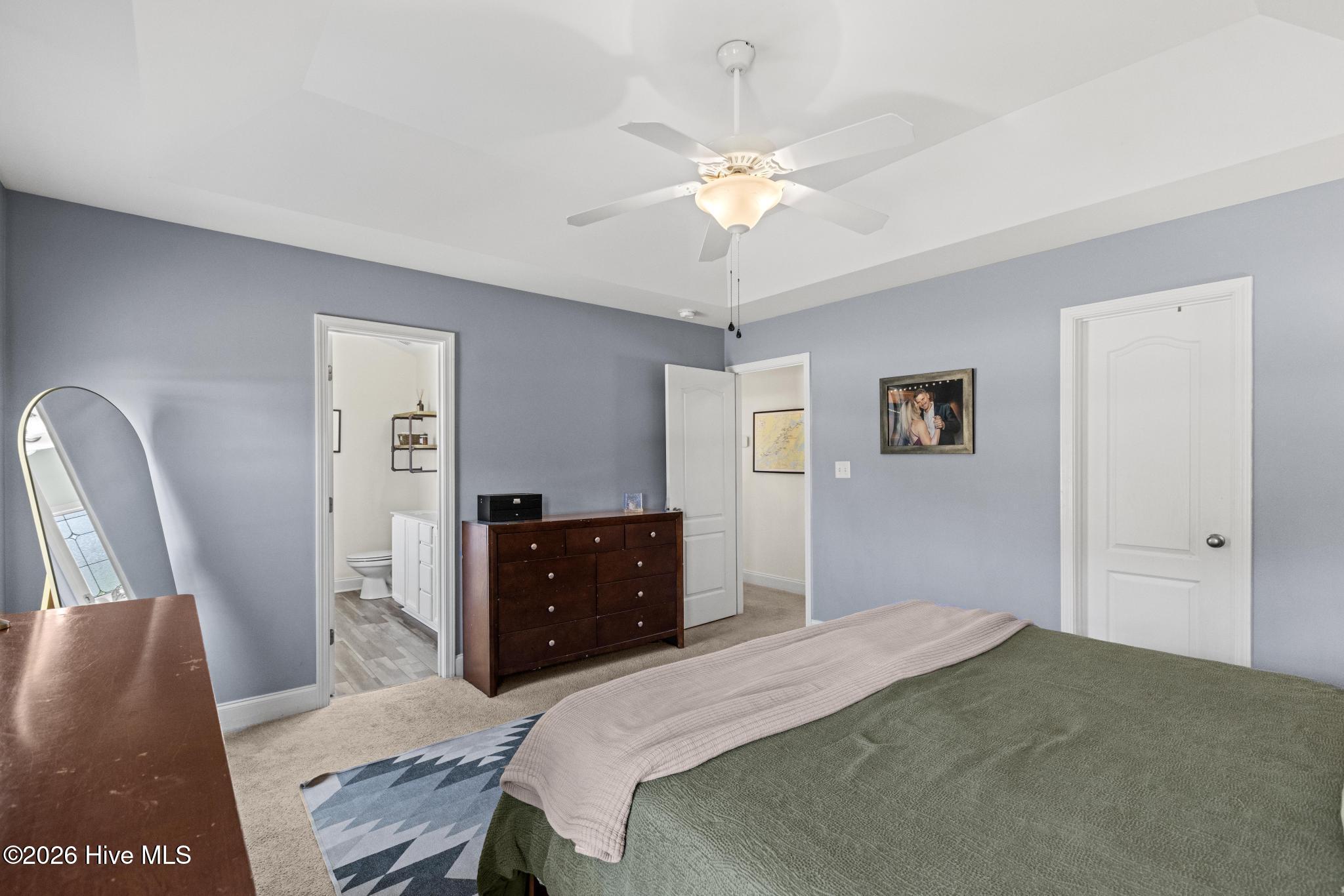 100564842 | Photo 16