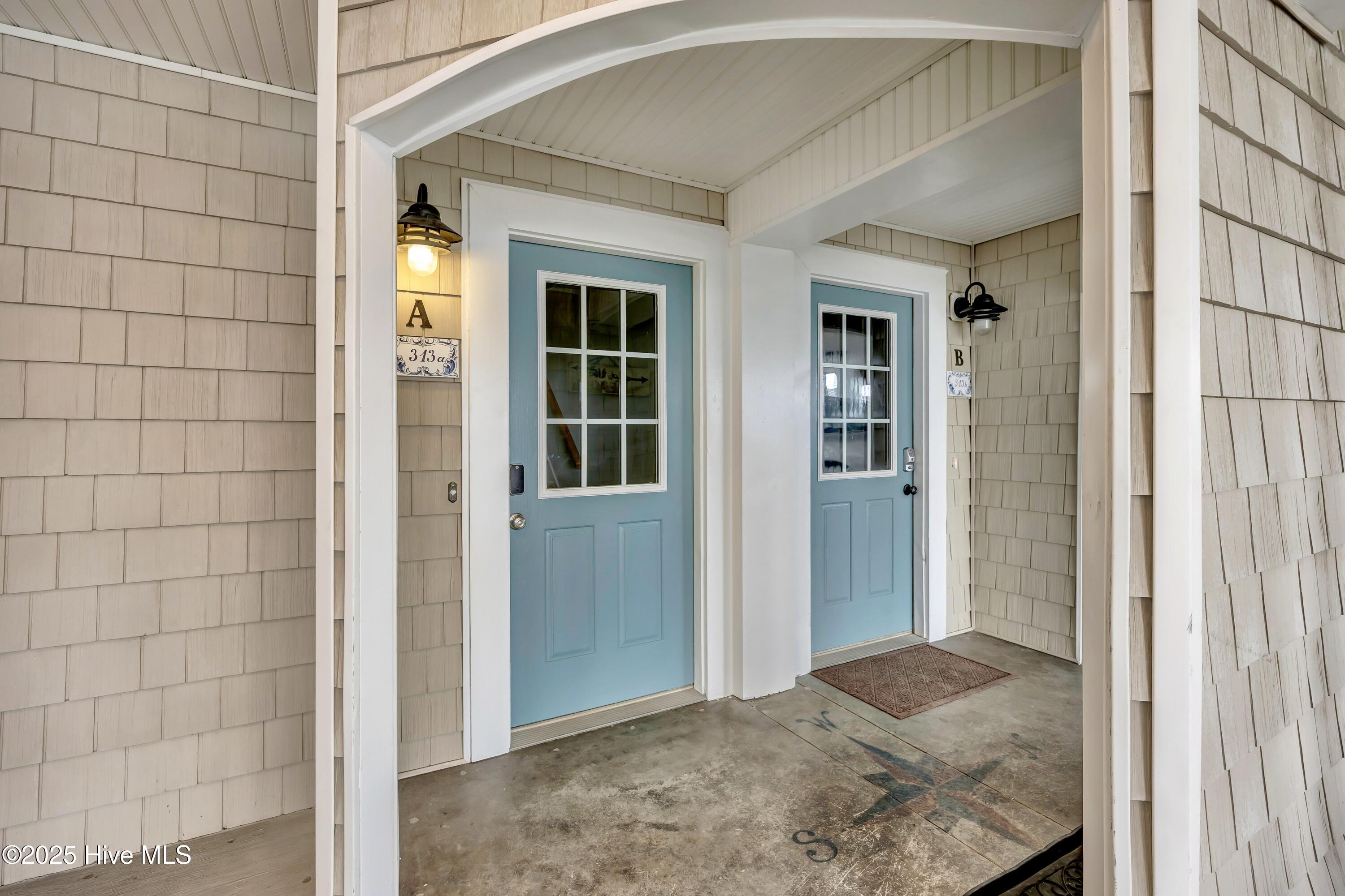 100523371 | Photo 49