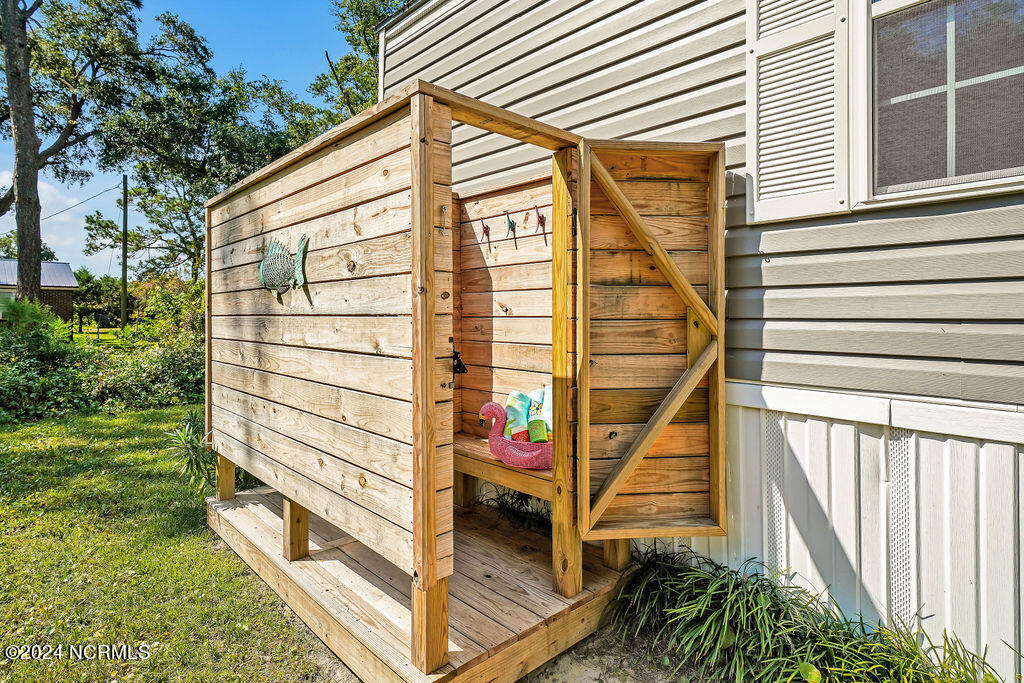 100566126 | Photo 11