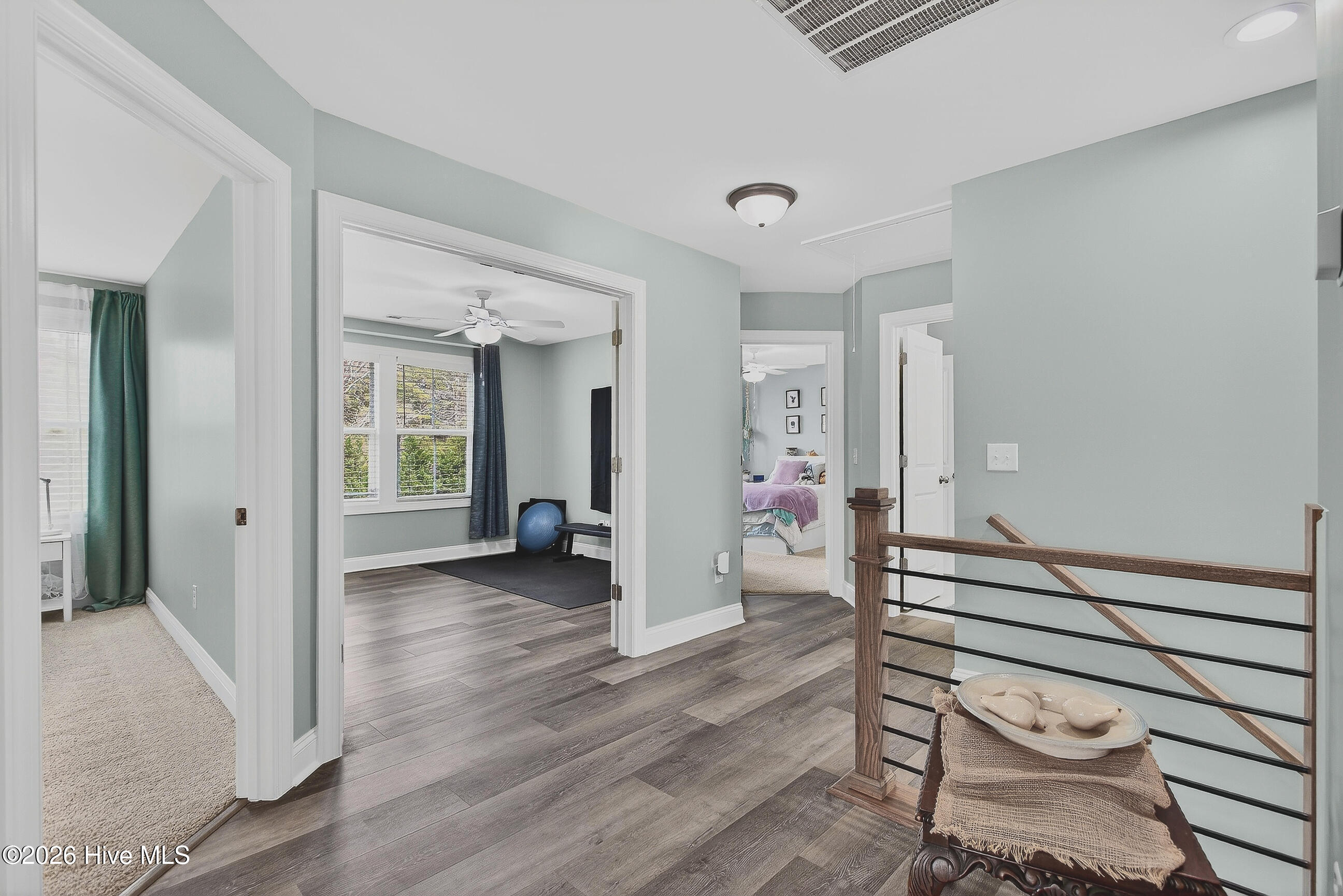 100563505 | Photo 30