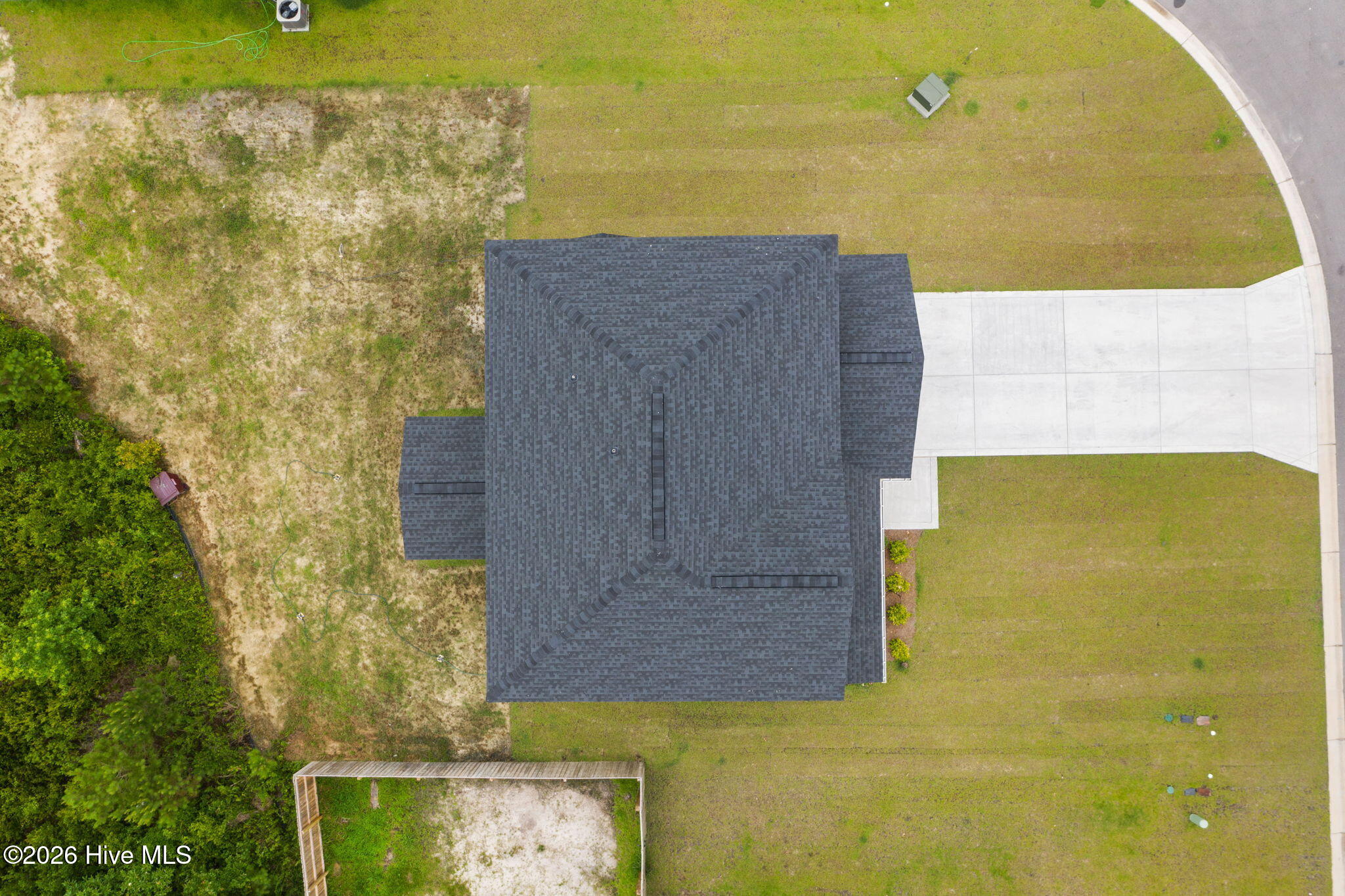 100558760 | Photo 38