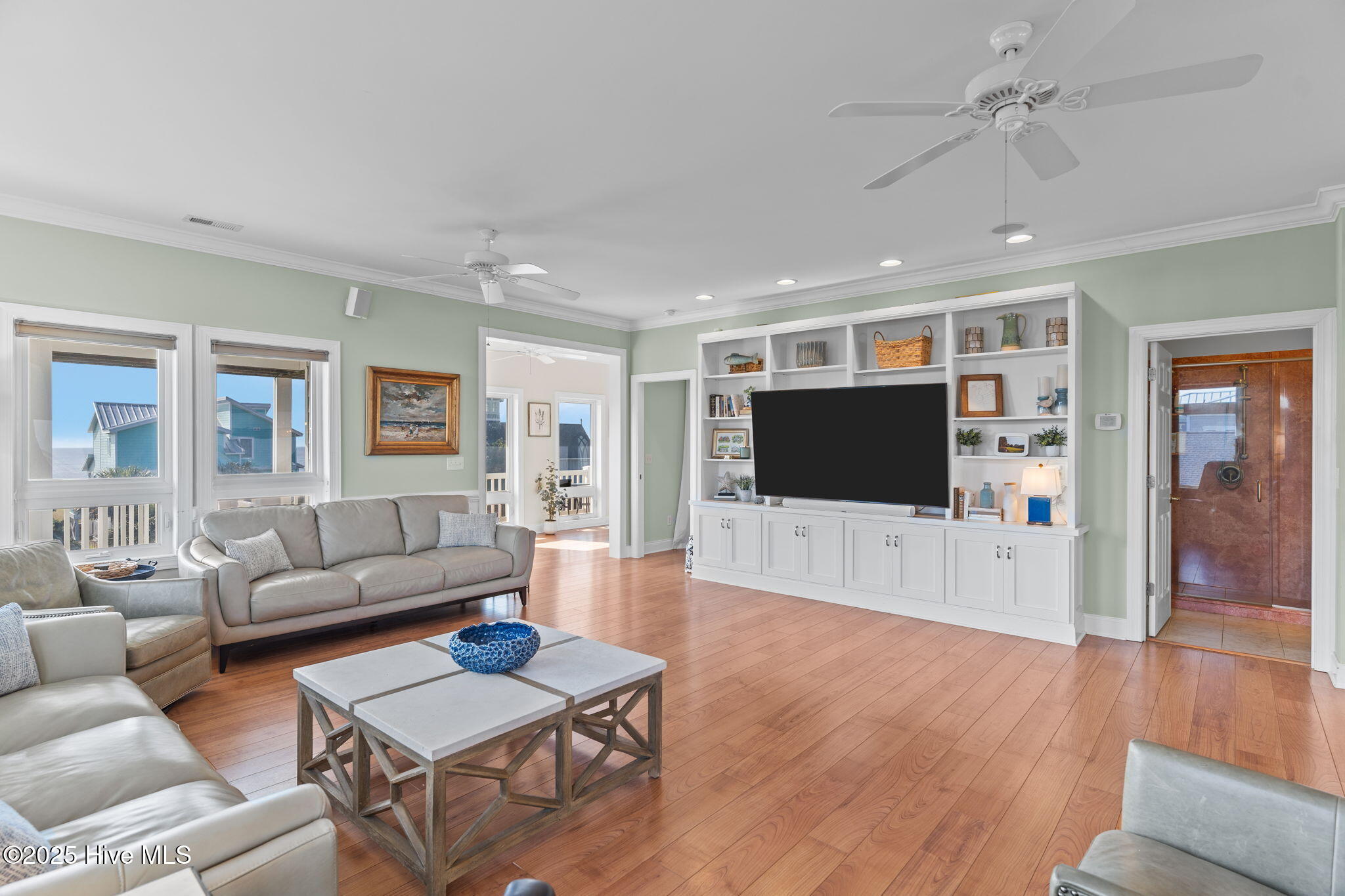 100544368 | Photo 10