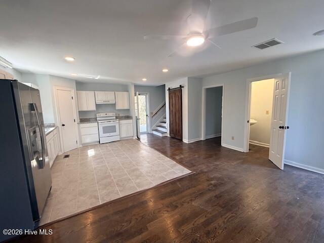 309 Country Club Lane,Newport
