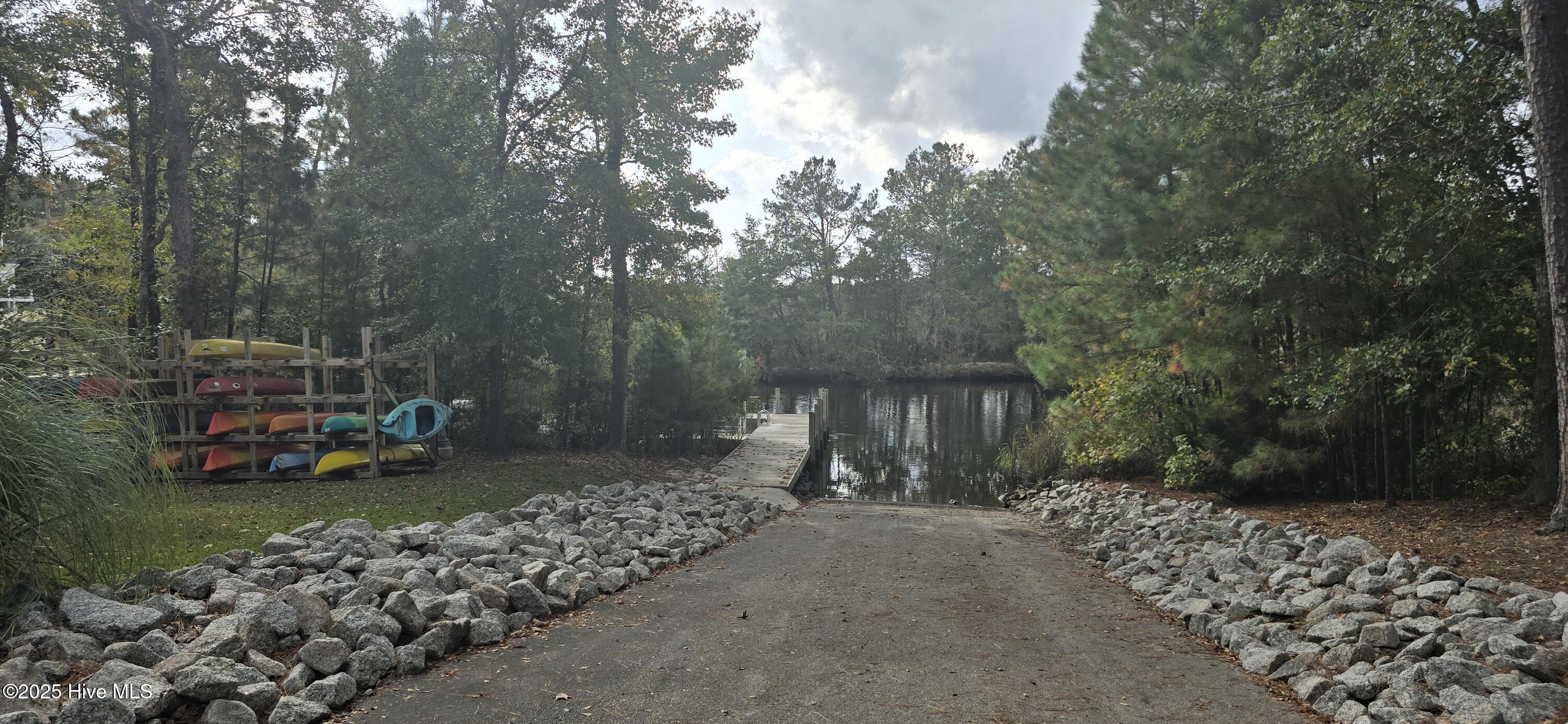 100522930 | Photo 12