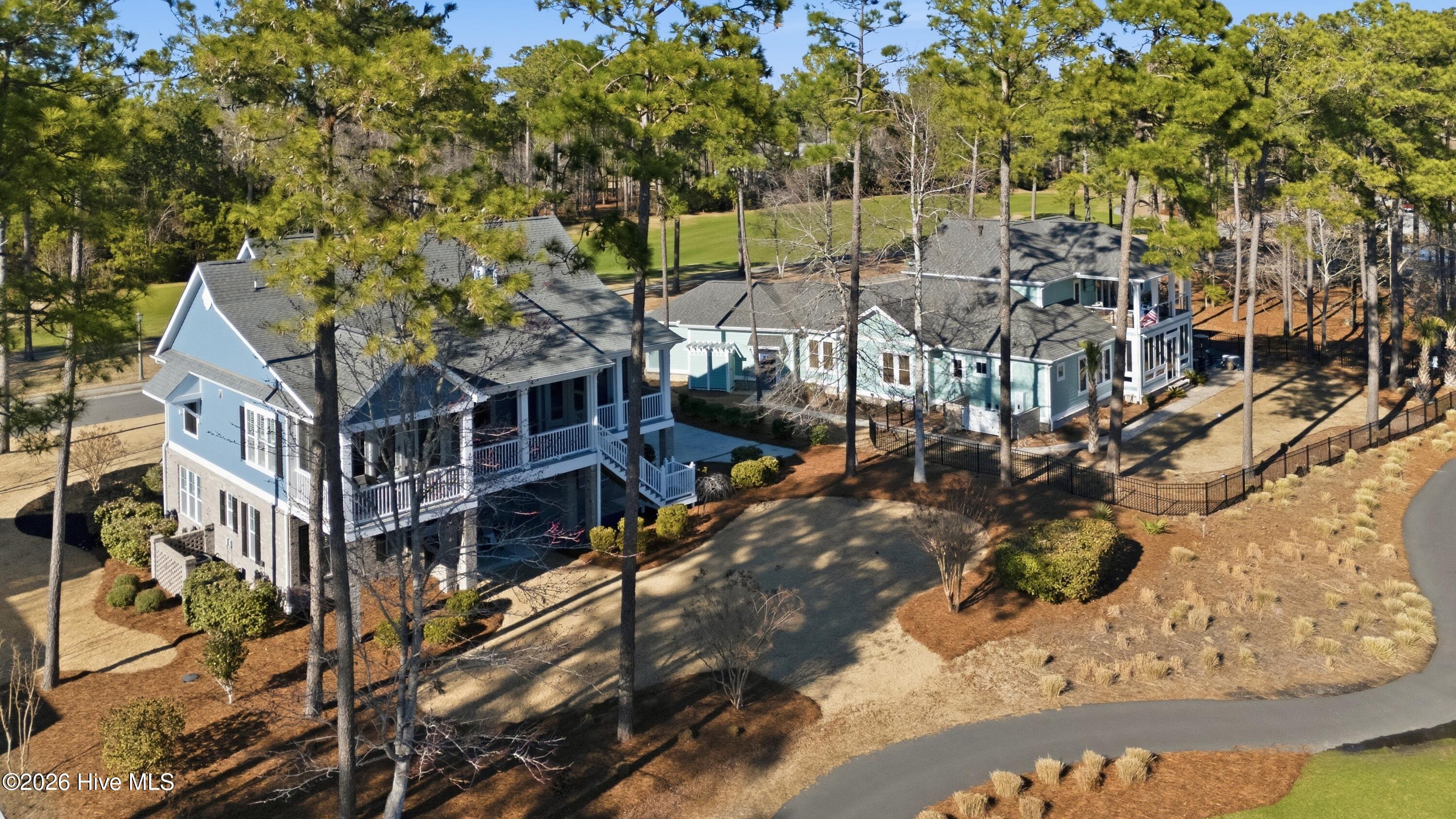 100556078 | Photo 76