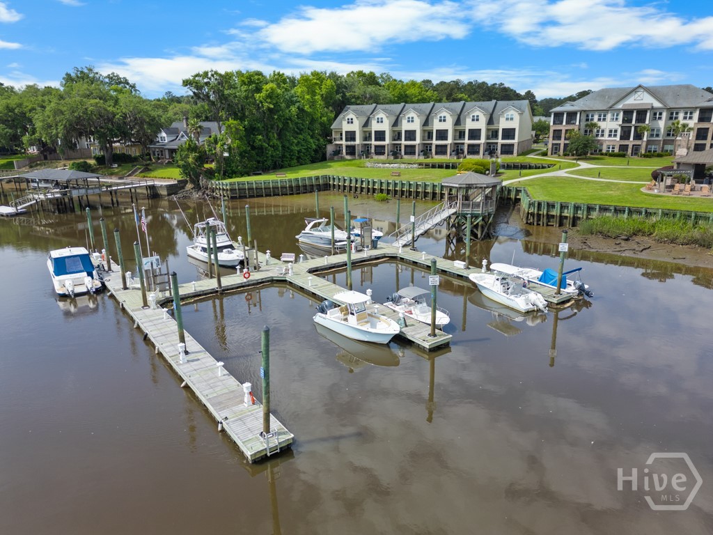 River Oaks docks