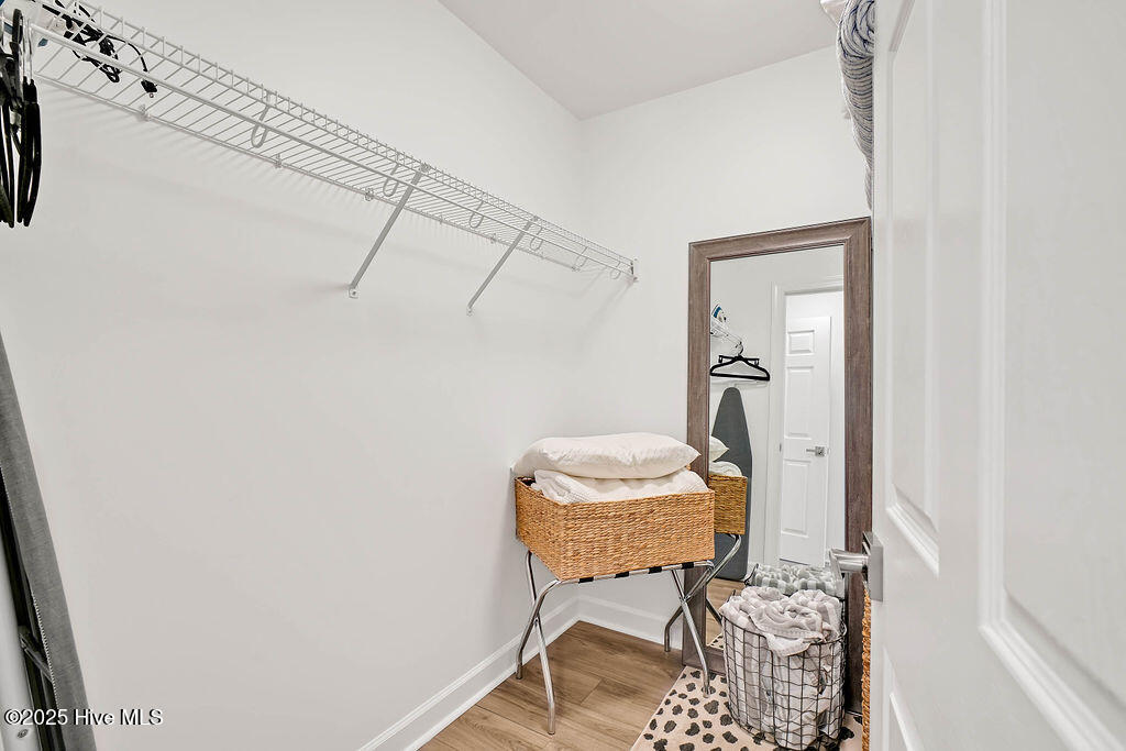 100529872 | Photo 23