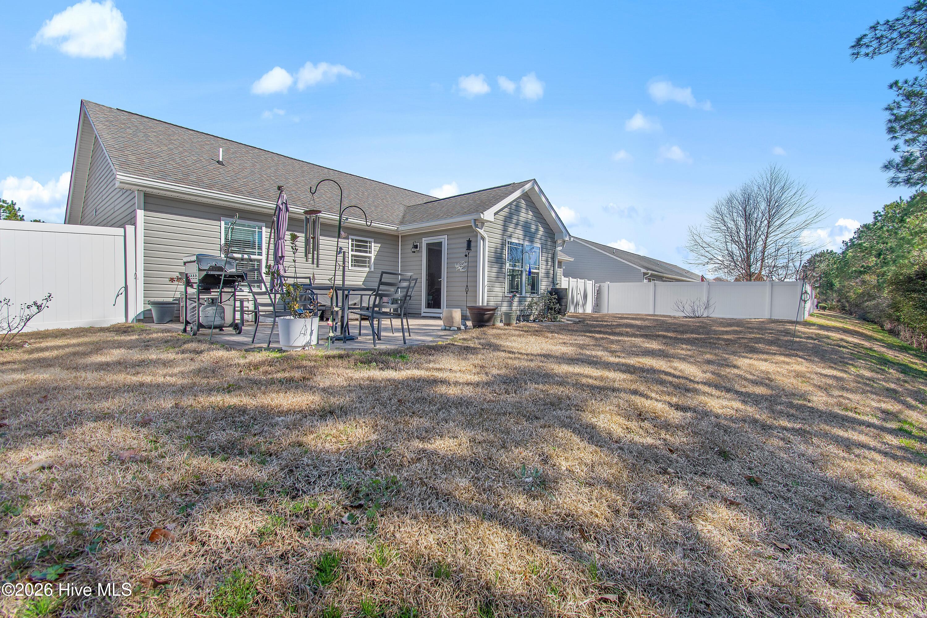 100556546 | Photo 33