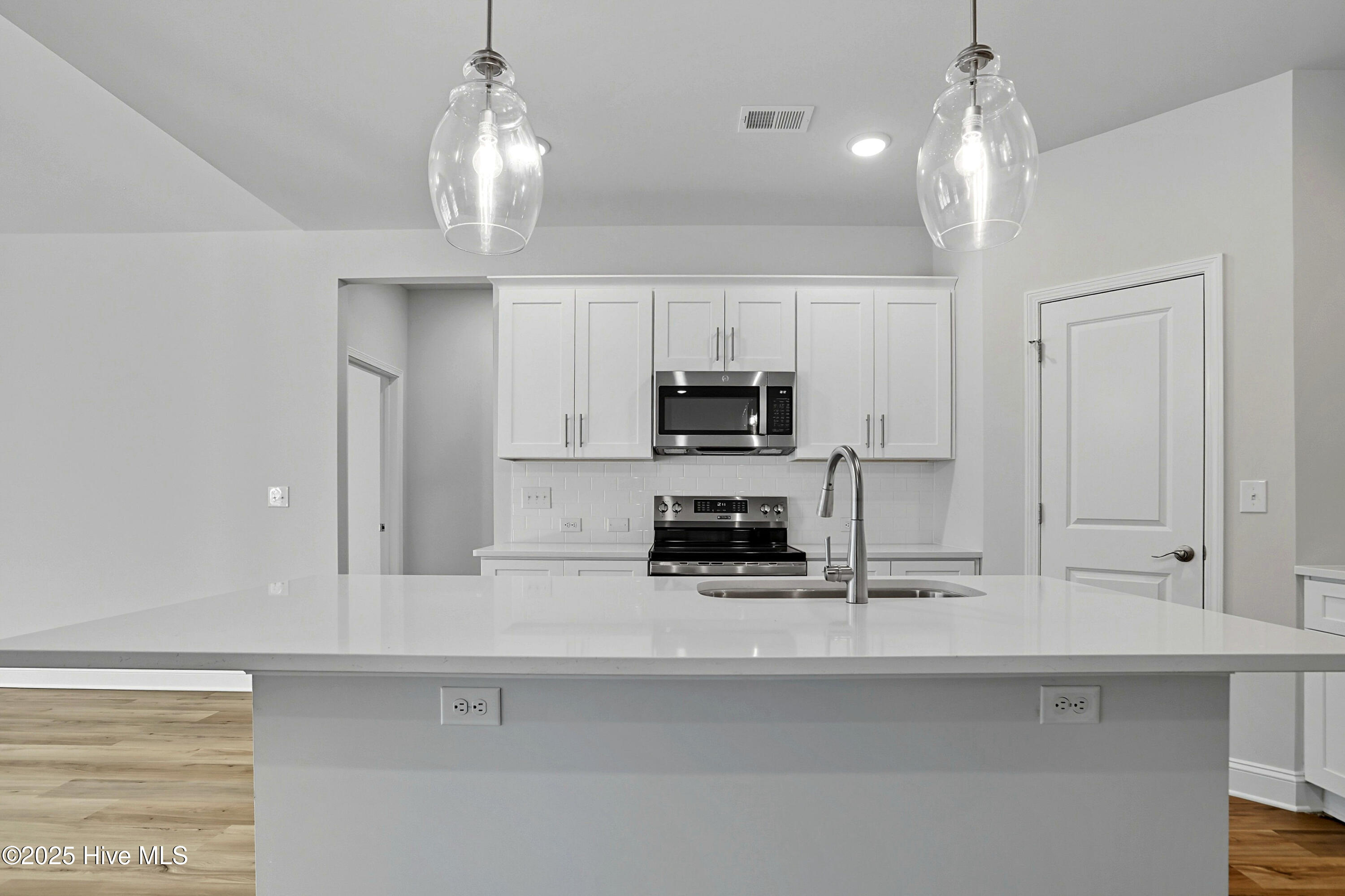 2594 (&2604&2610) Bellamy Drive SW, Supply, NC 28462 – photo 18: HP3V6A9325