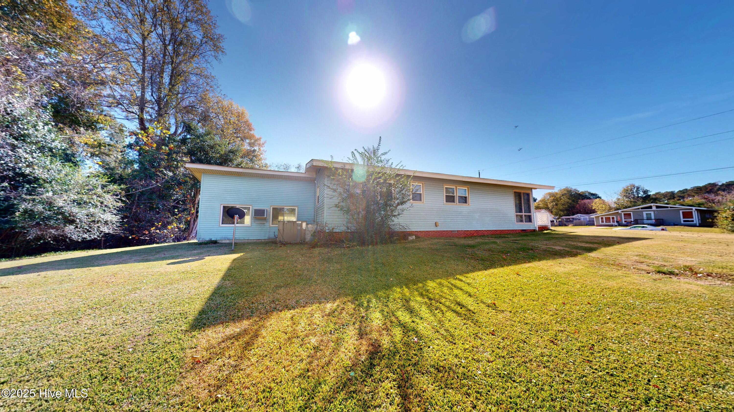 100541528 | Photo 34