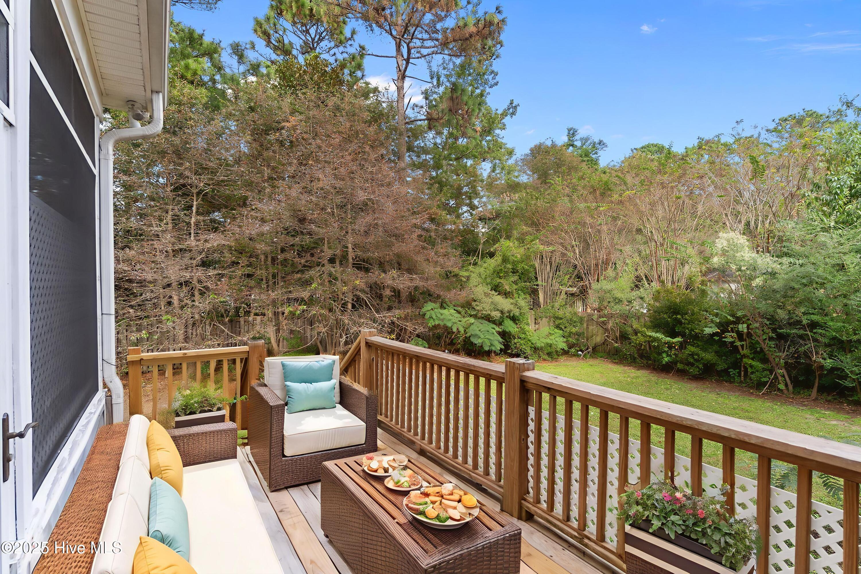 100538095 | Photo 54