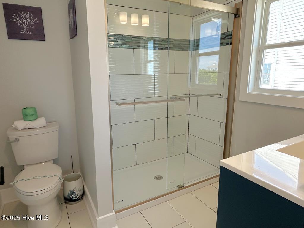 100533817 | Photo 33