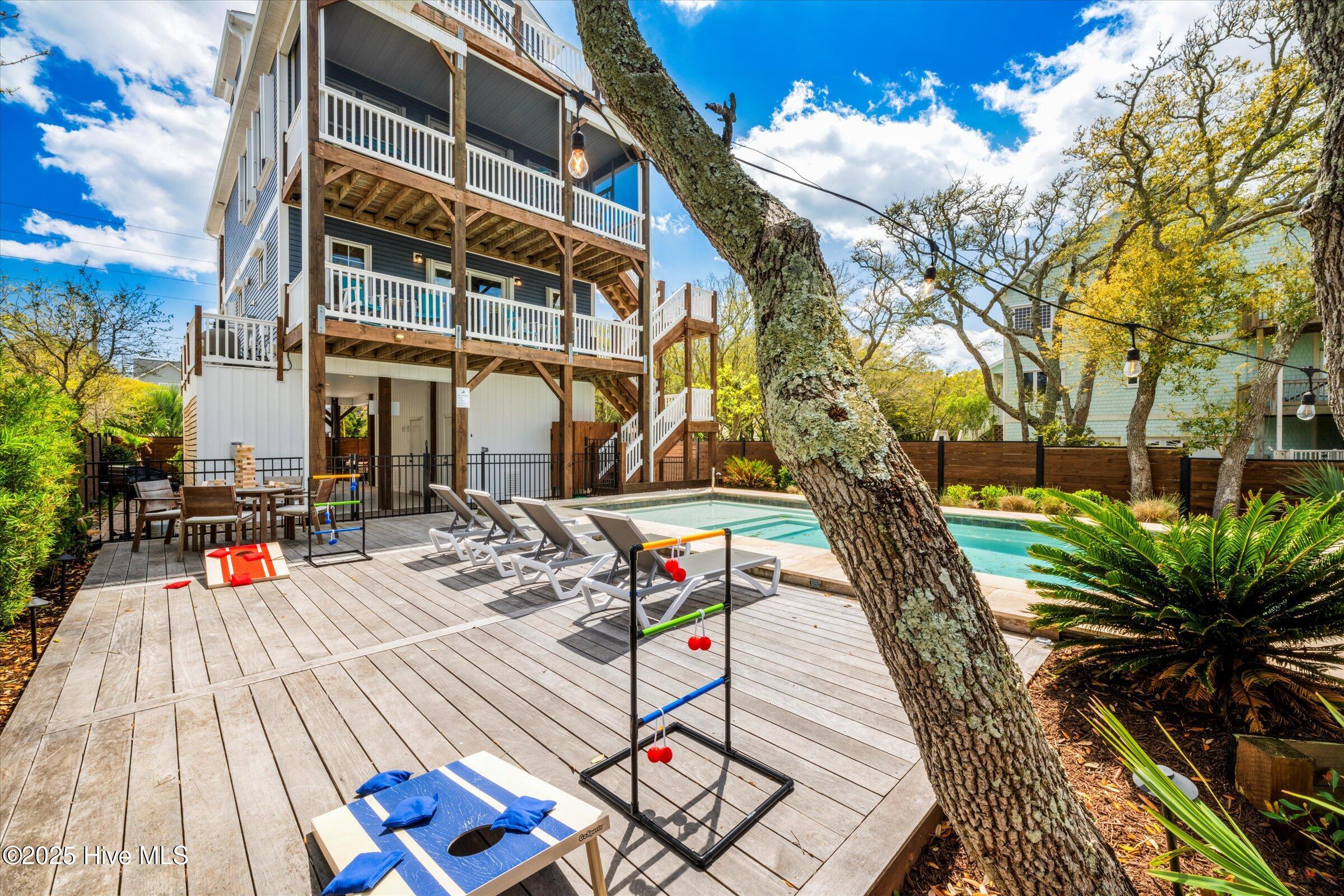 1007 N New River Drive, Surf City, NC 28445 – photo 16: 076-Z8C_3479