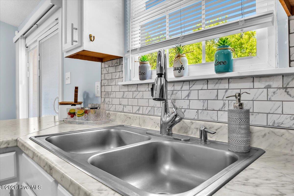 100566247 | Photo 20