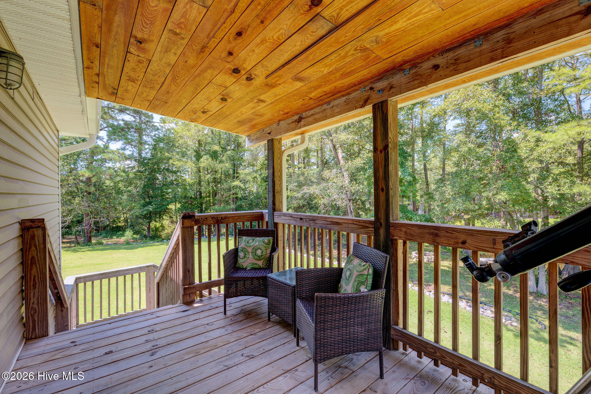 100558109 | Photo 37