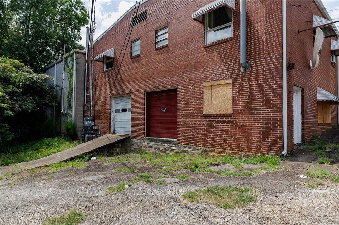 2109 W Broad Street
