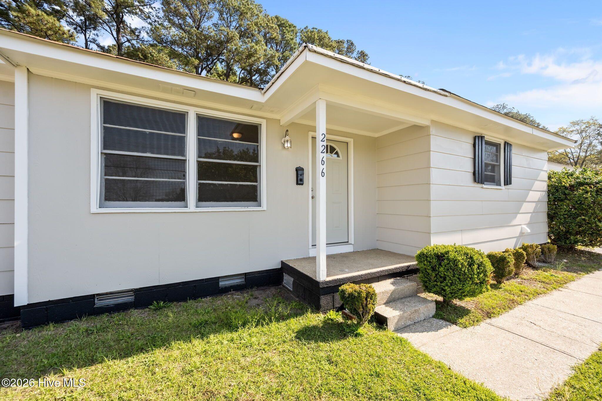 100562328 | Photo 12