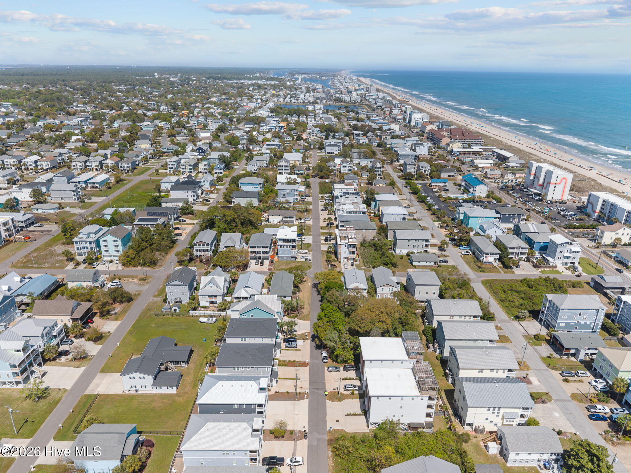 100565767 | Photo 51