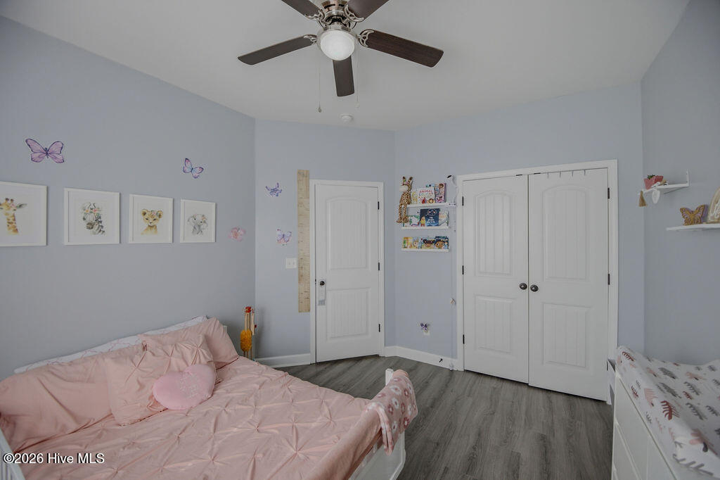 100565679 | Photo 26