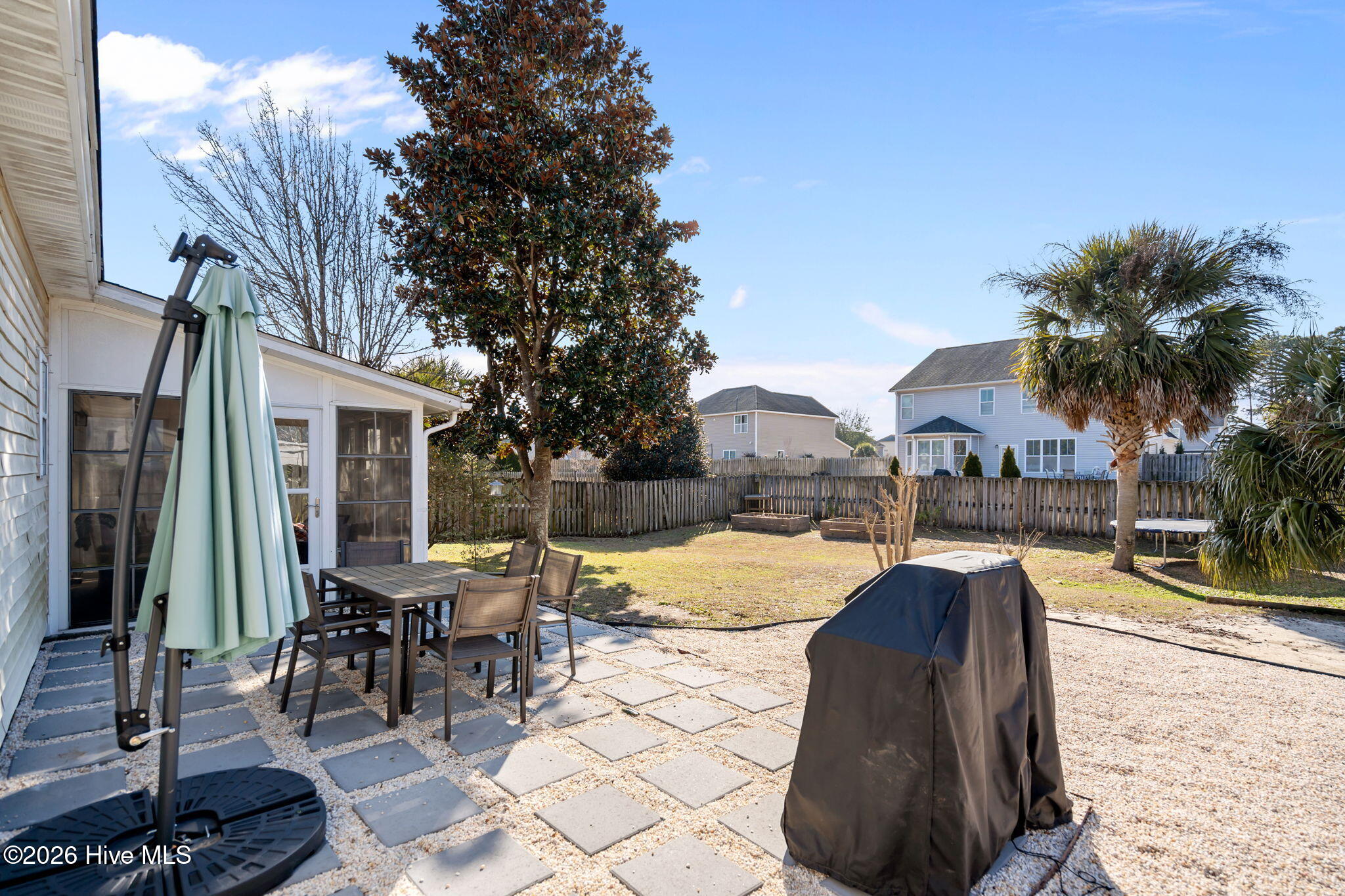 100552857 | Photo 39