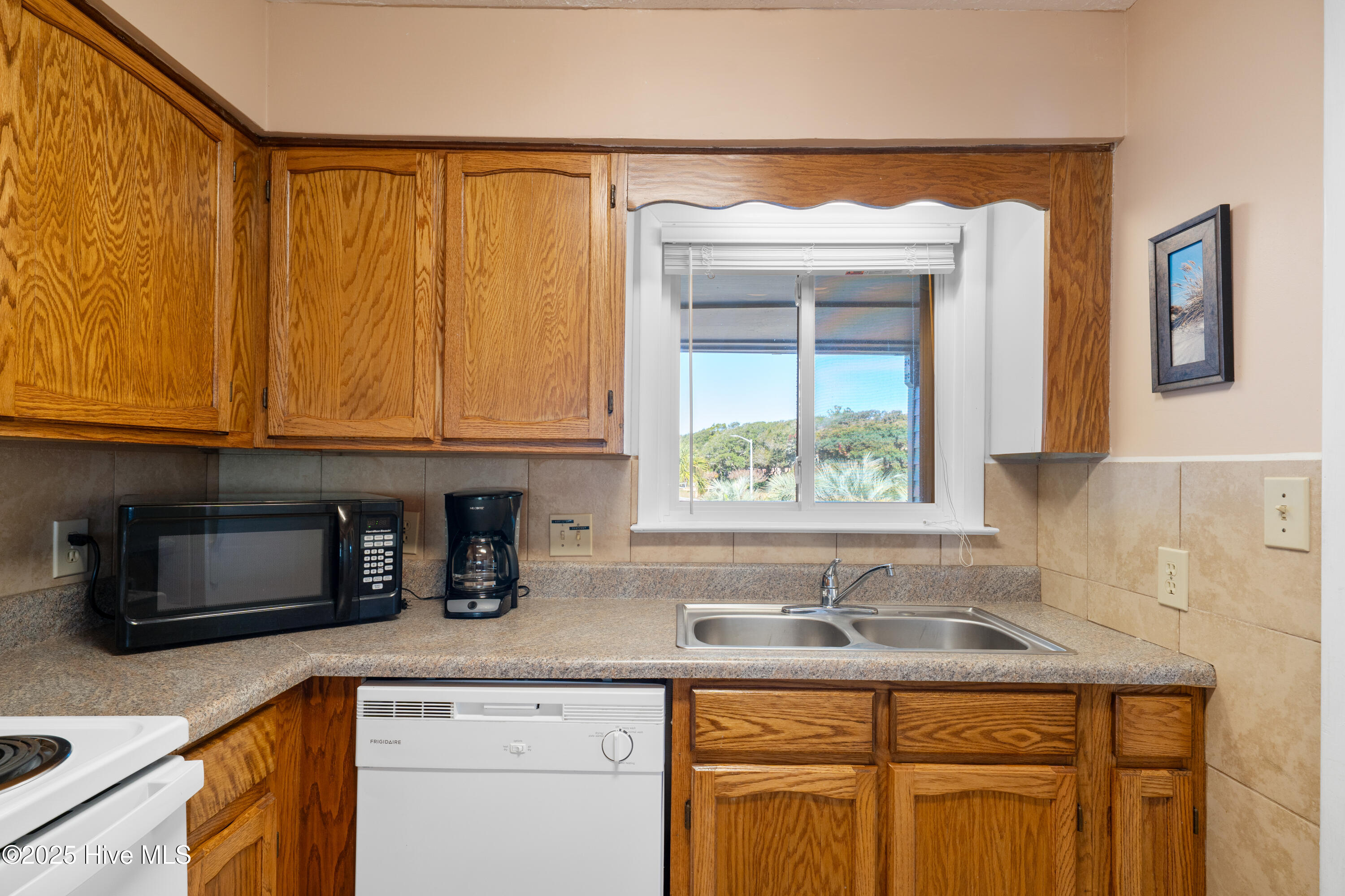 100539847 | Photo 10