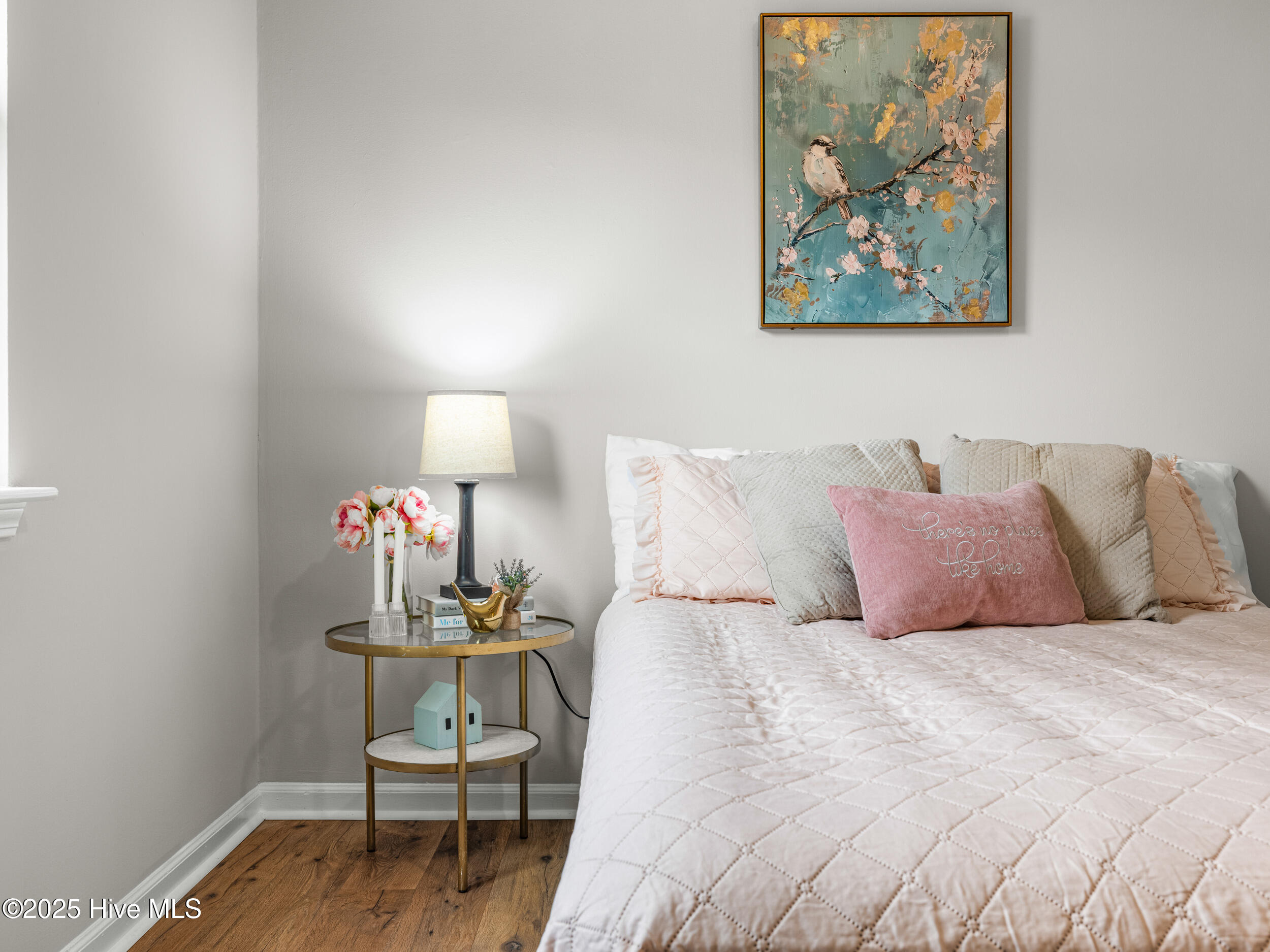 100546009 | Photo 40