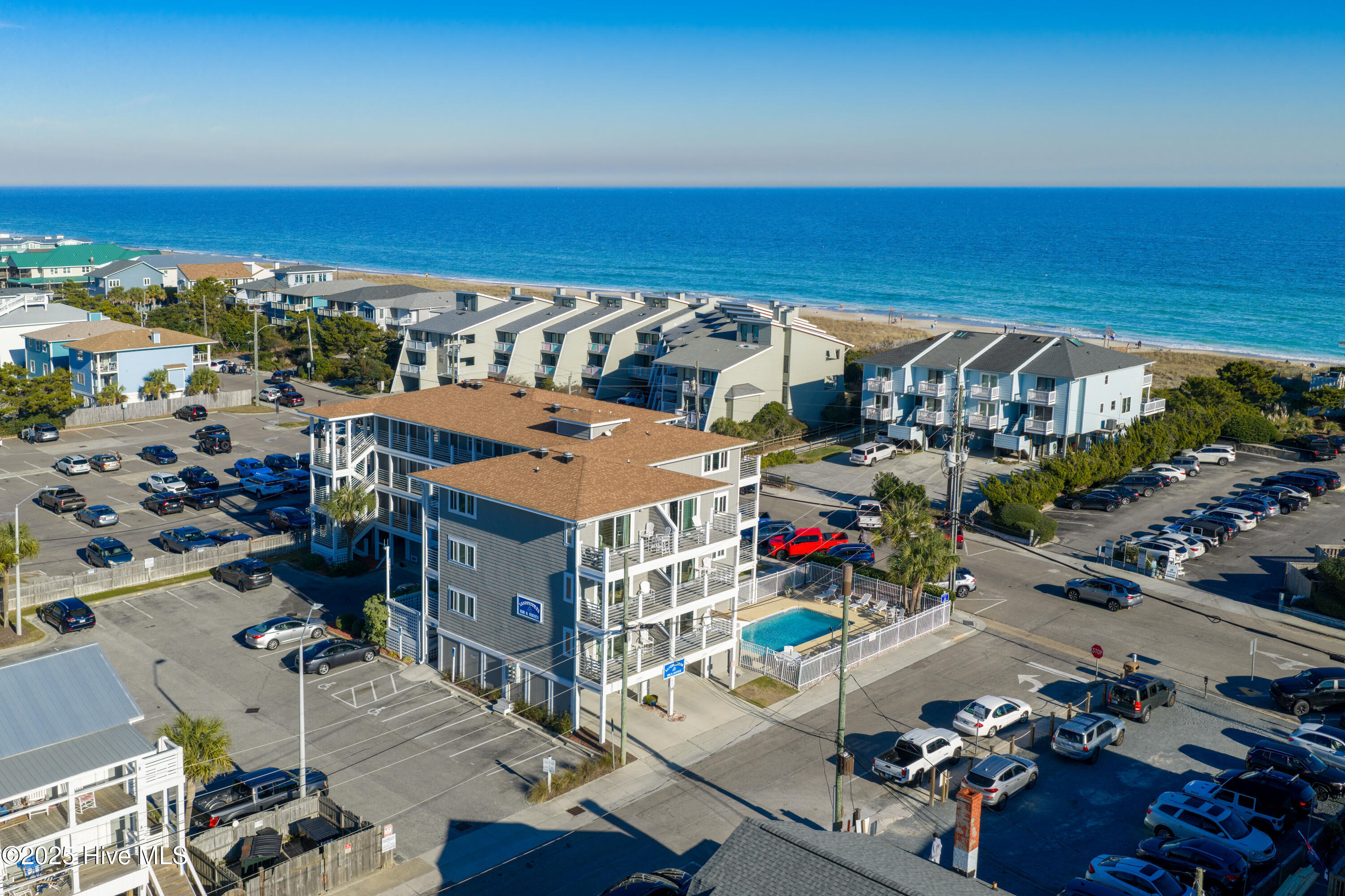 100547474 | Photo 26