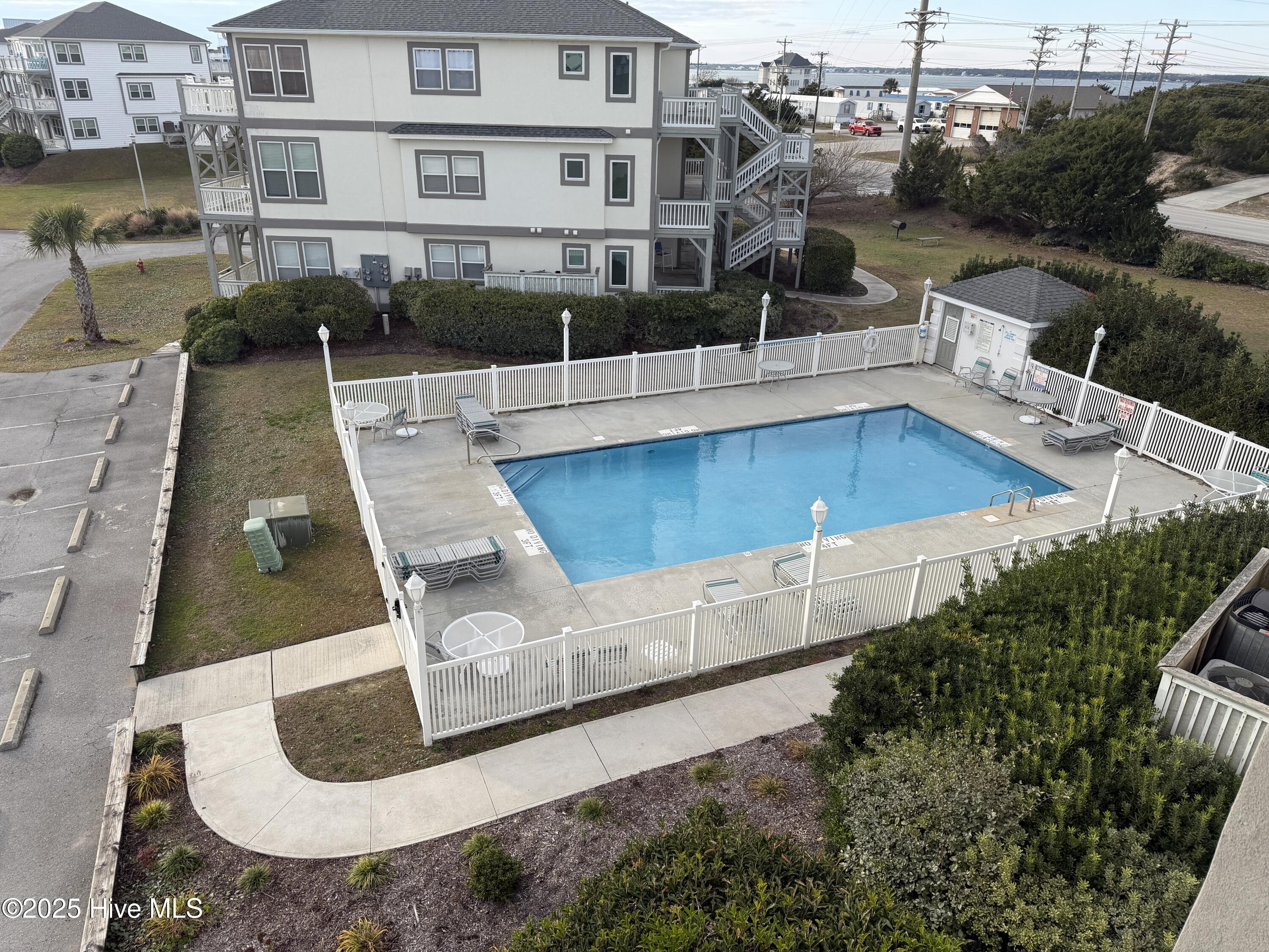 100544242 | Photo 10