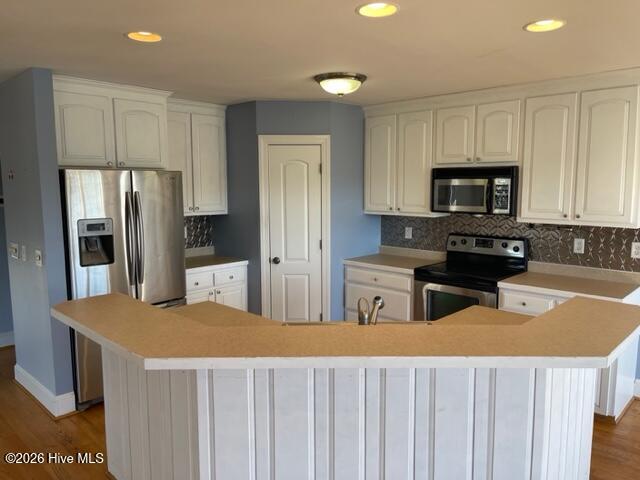 100561864 | Photo 11