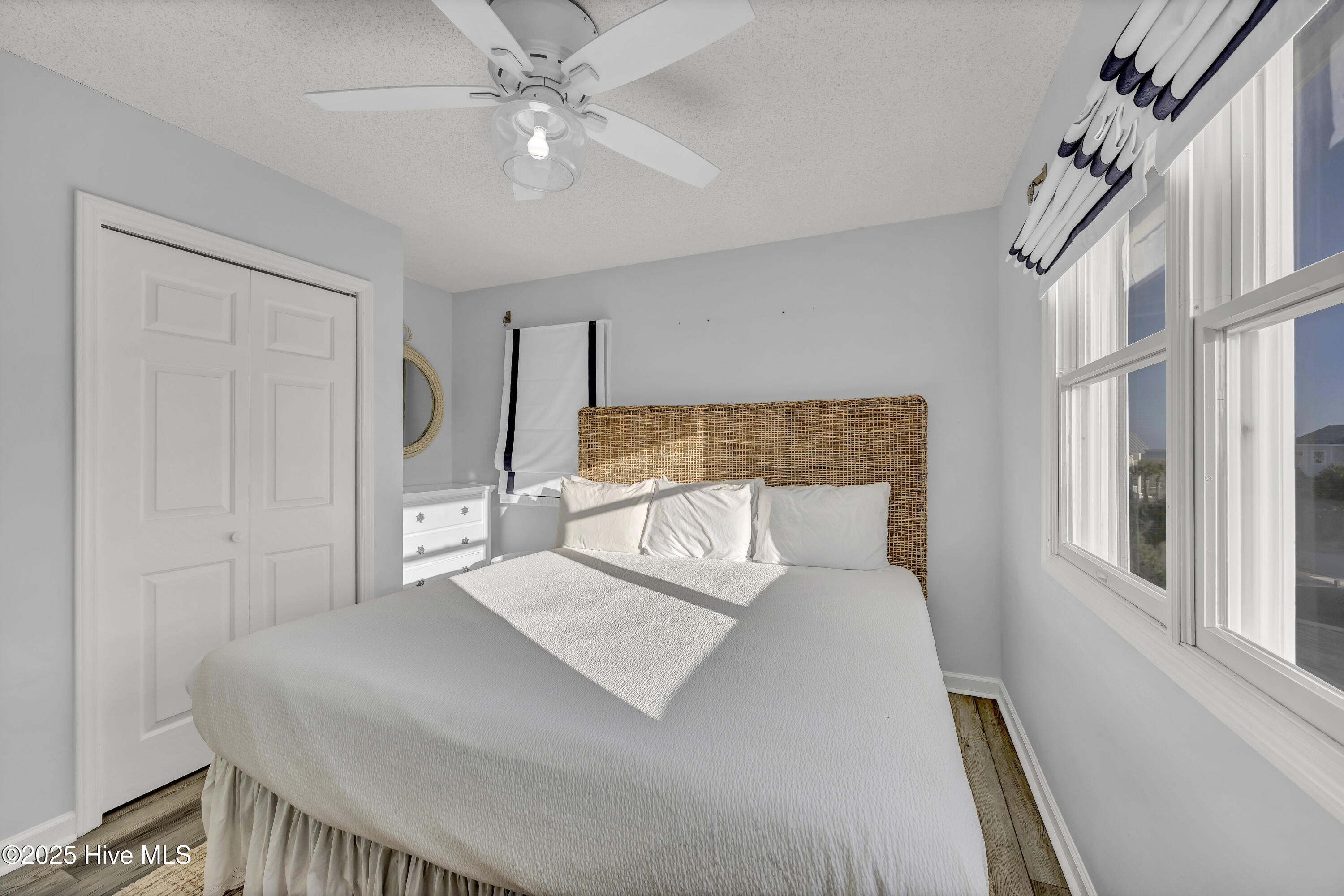 100546577 | Photo 34