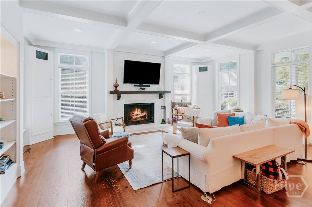 310 Price Avenue