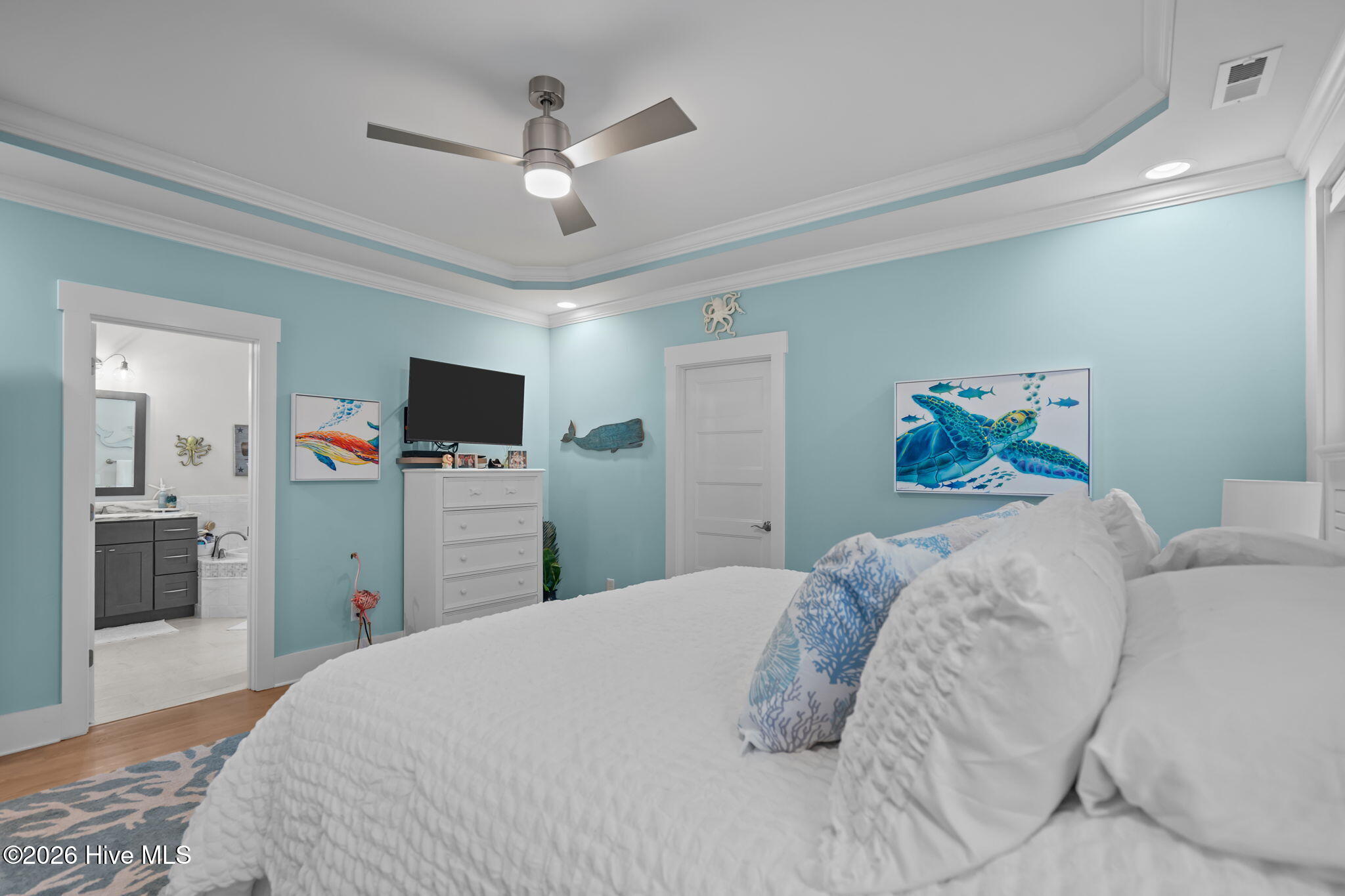 100549491 | Photo 19